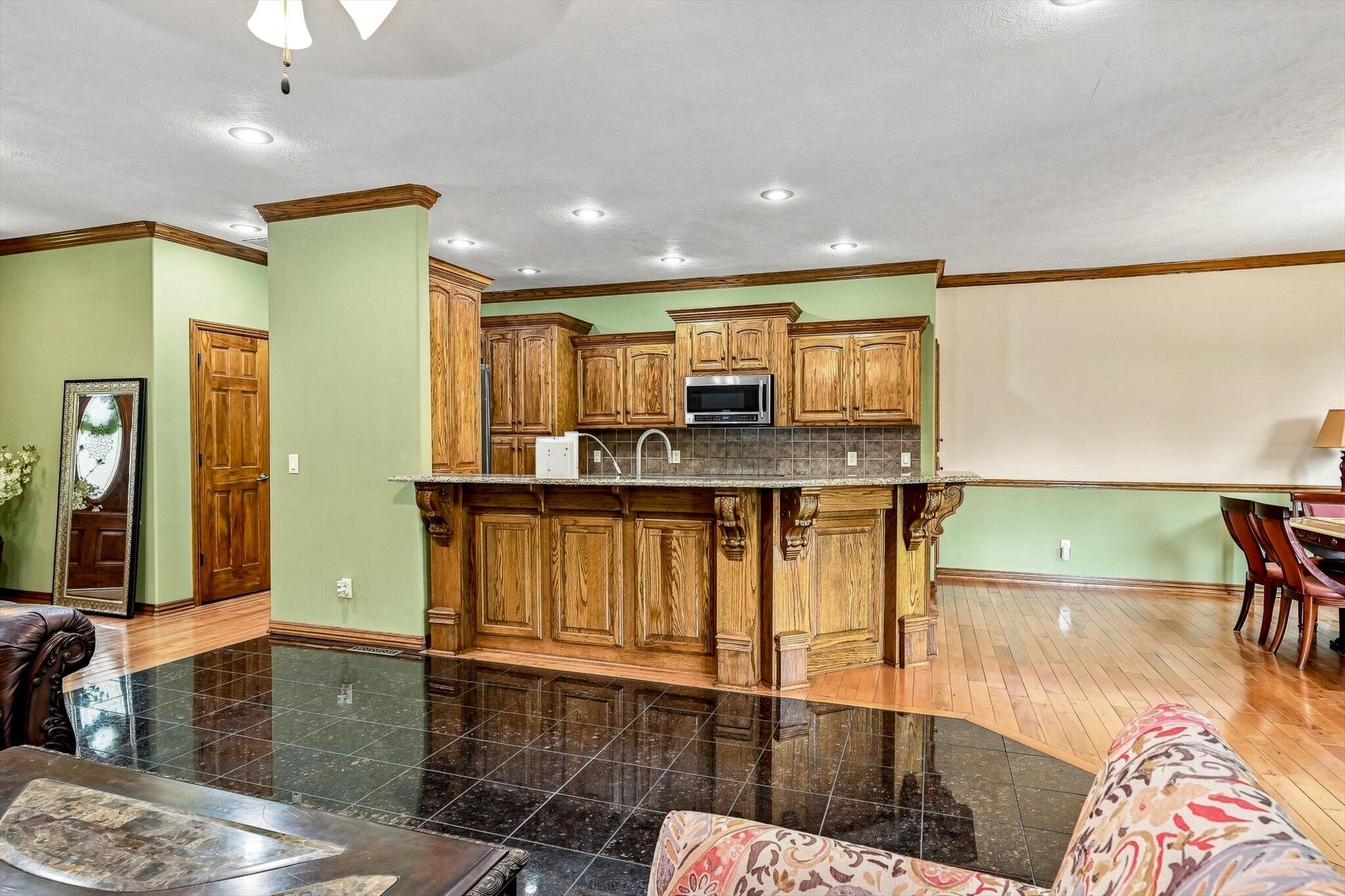Photo 8 - Residential for sale – 5106 S Burrows Avenue  Springfield, MO