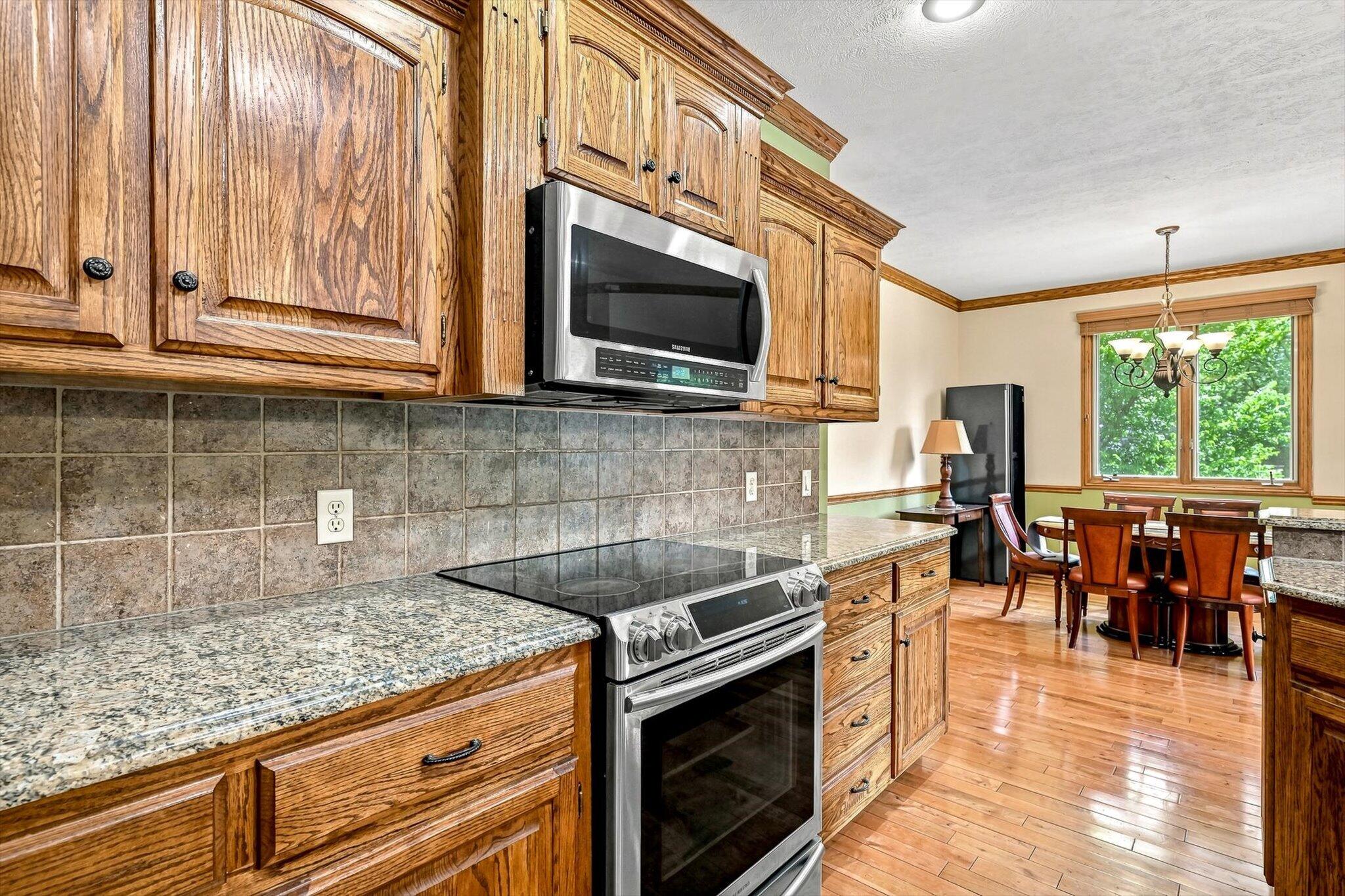 Photo 13 - Residential for sale – 5106 S Burrows Avenue  Springfield, MO