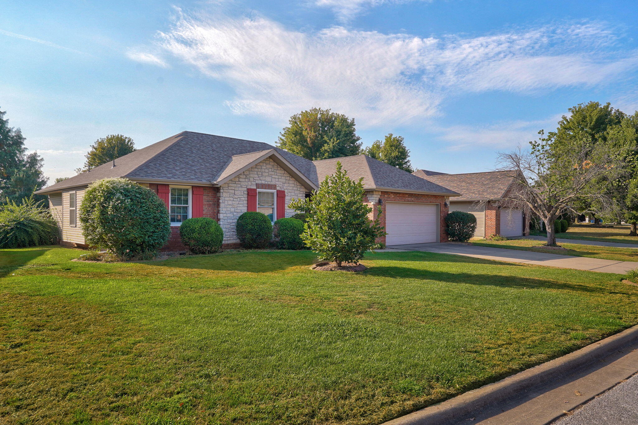 Photo 3 - Residential for sale – 736 N Allison Street  Nixa, MO