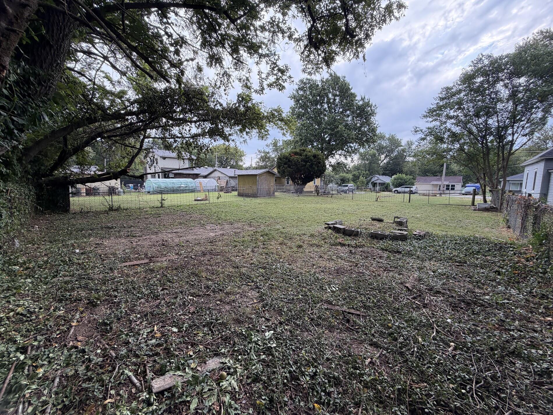 Photo 6 - Land for sale – 1223 N Forest Avenue  Springfield, MO