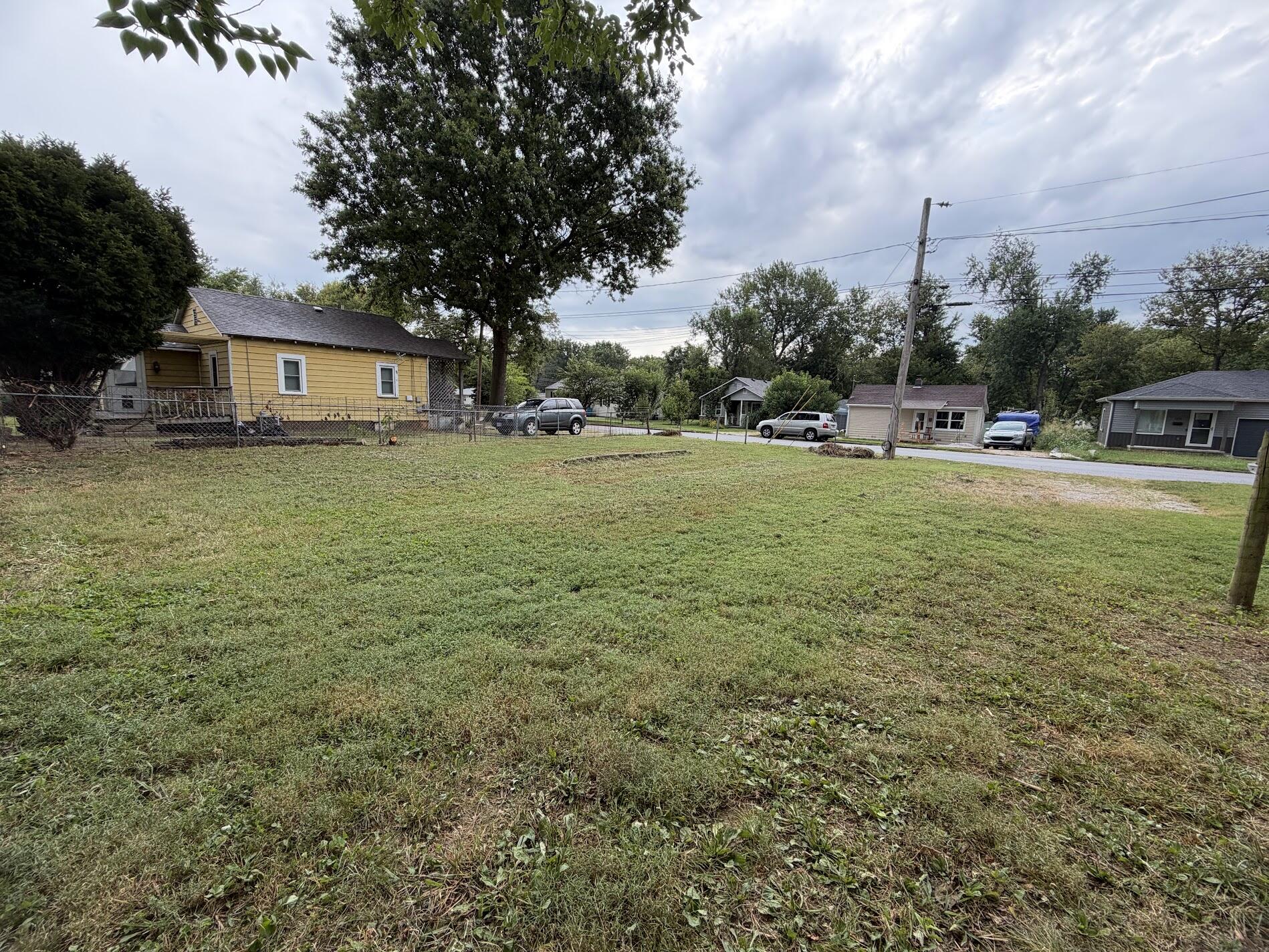 Photo 8 - Land for sale – 1223 N Forest Avenue  Springfield, MO