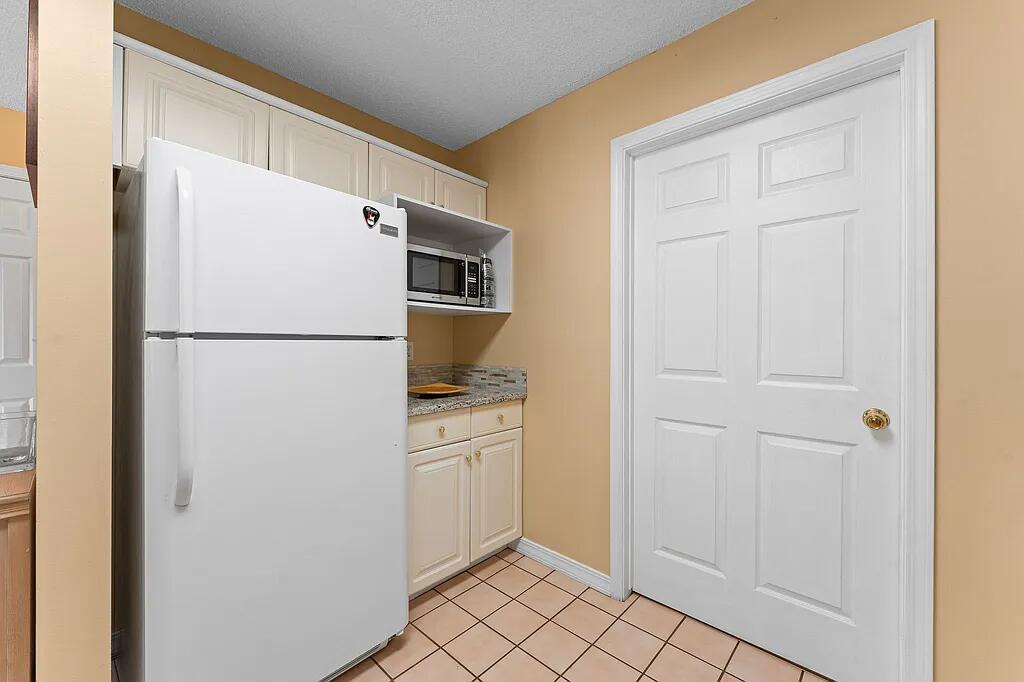 Photo 8 - Residential Lease for sale – 193  Avondale Drive  Branson, MO