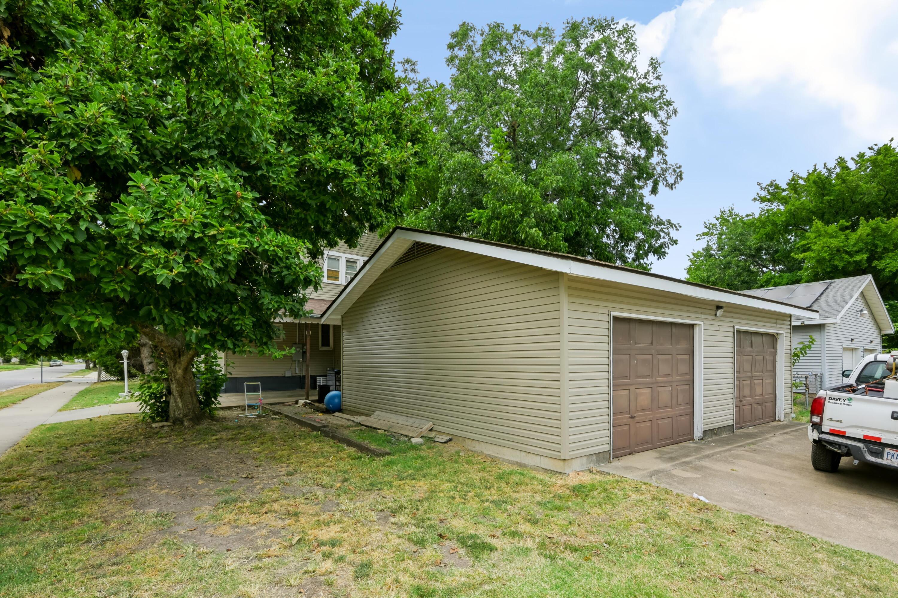 Photo 48 - Residential Income for sale – 2031 S Pearl Avenue  Joplin, MO
