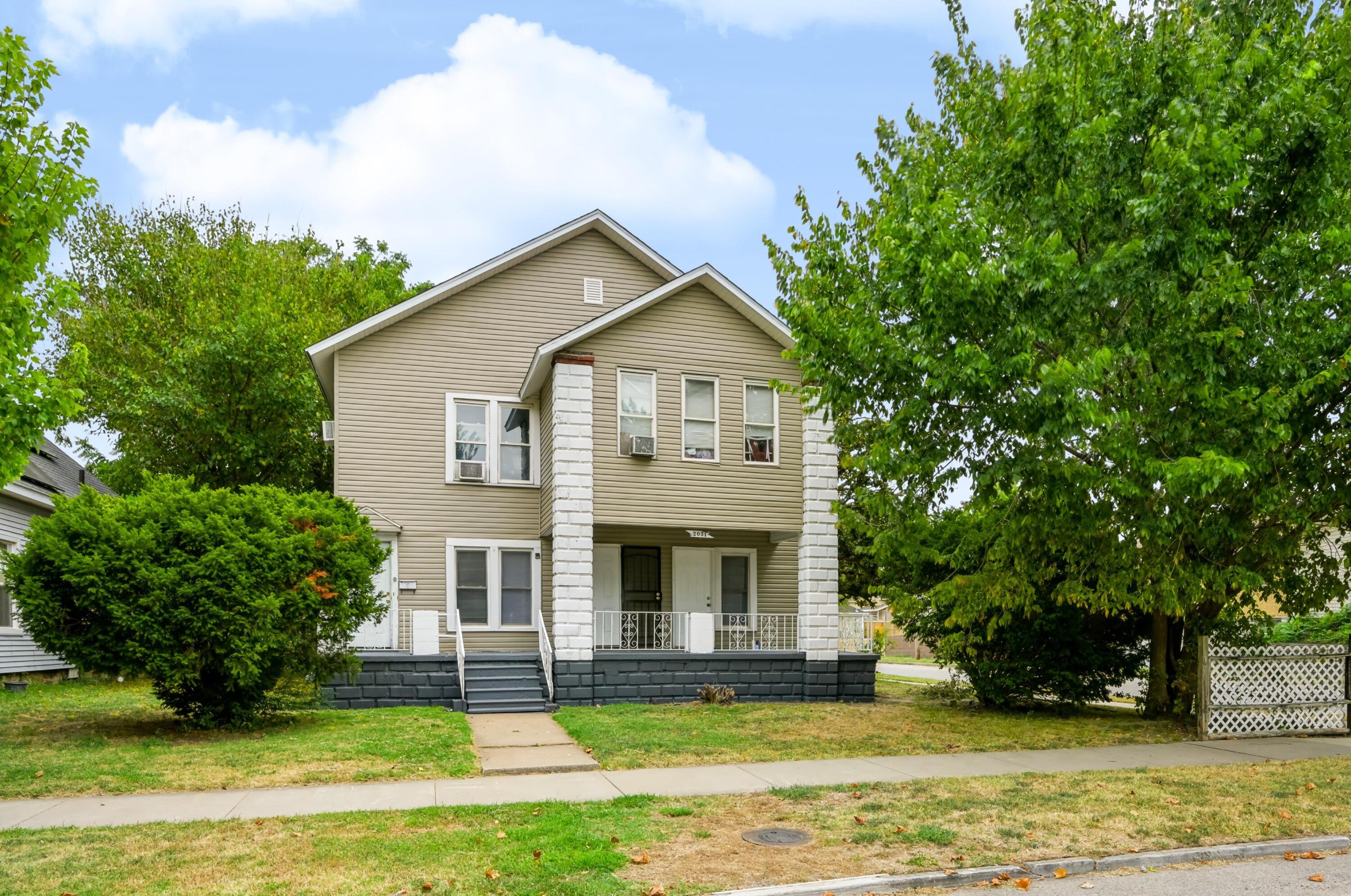Photo 3 - Residential Income for sale – 2031 S Pearl Avenue  Joplin, MO