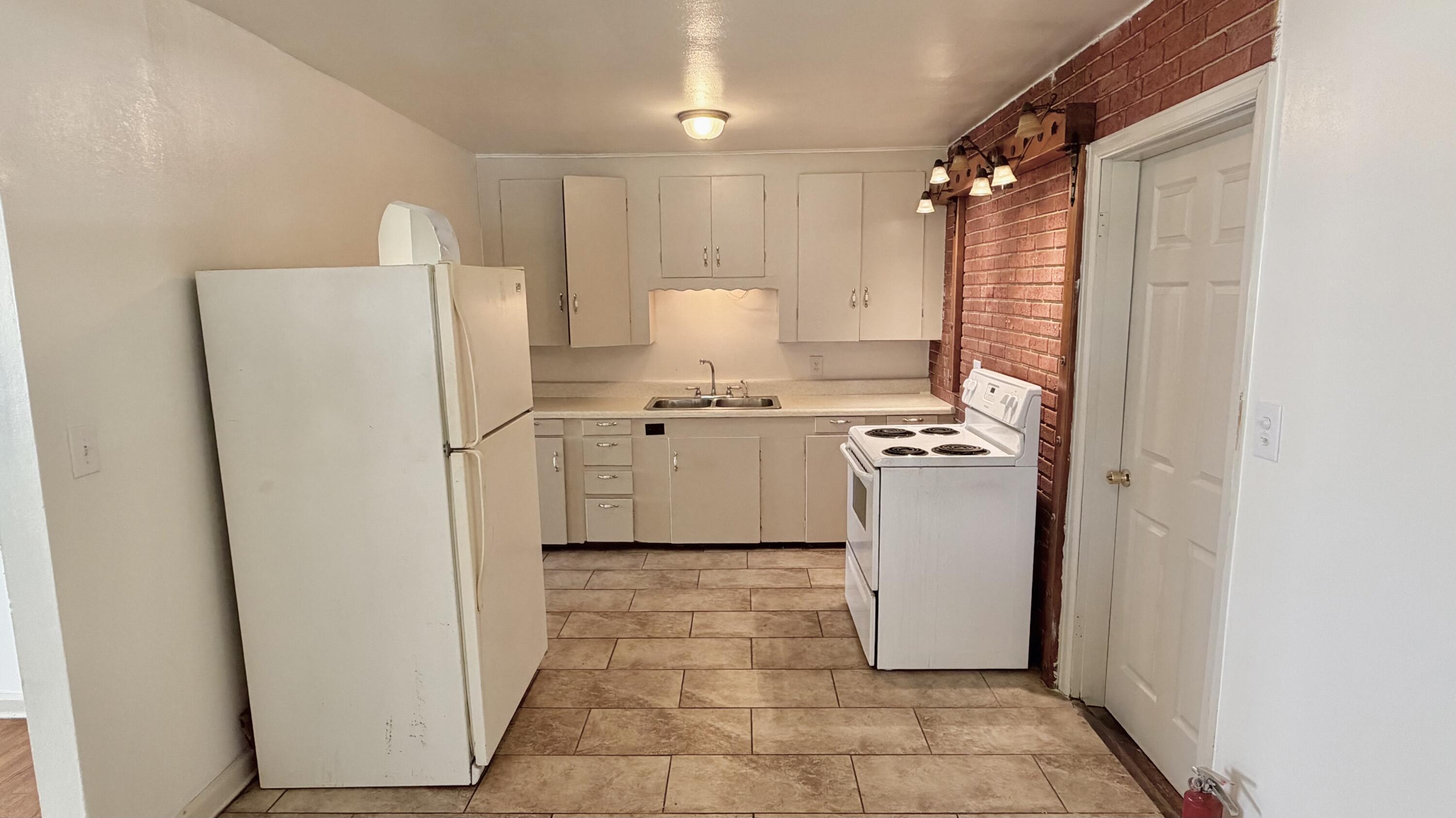 Photo 9 - Residential for sale – 1406 W 5th Street  Joplin, MO