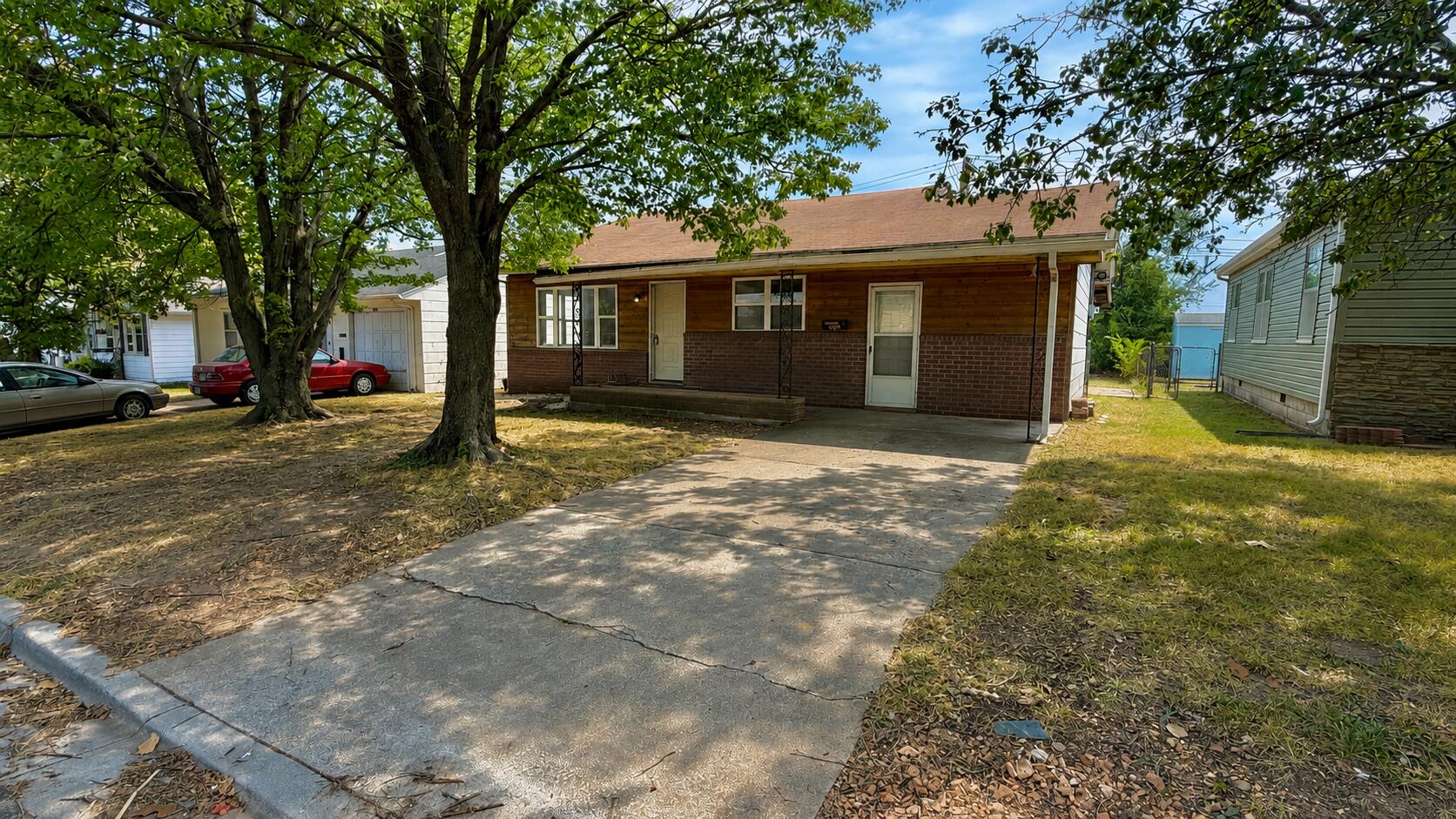 Photo 3 - Residential for sale – 1406 W 5th Street  Joplin, MO