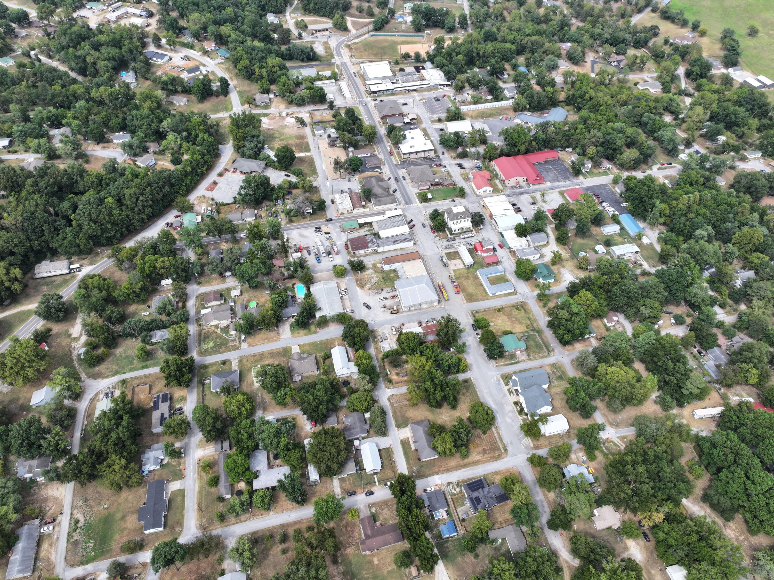 Photo 10 - Residential for sale – 201 W 1st Street  Pineville, MO