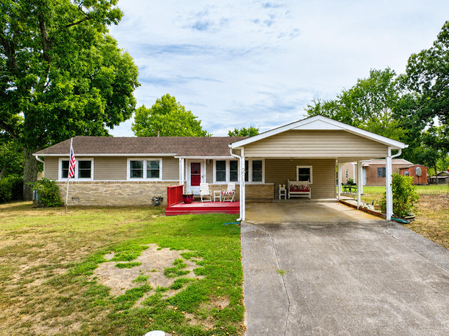 Photo 12 - Residential for sale – 201 W 1st Street  Pineville, MO