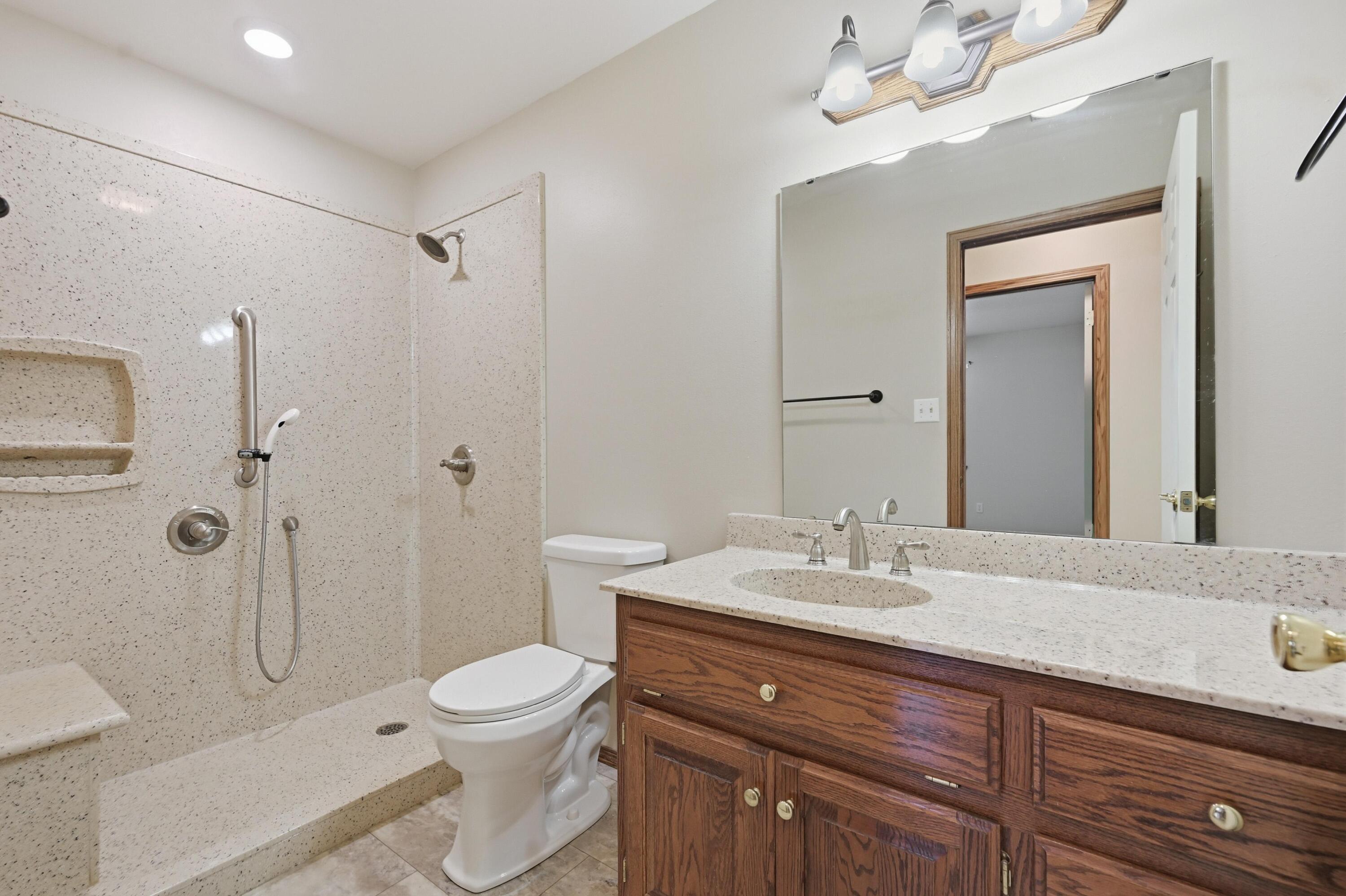 Photo 38 - Residential for sale – 1317  Fox Ridge Lane  Neosho, MO