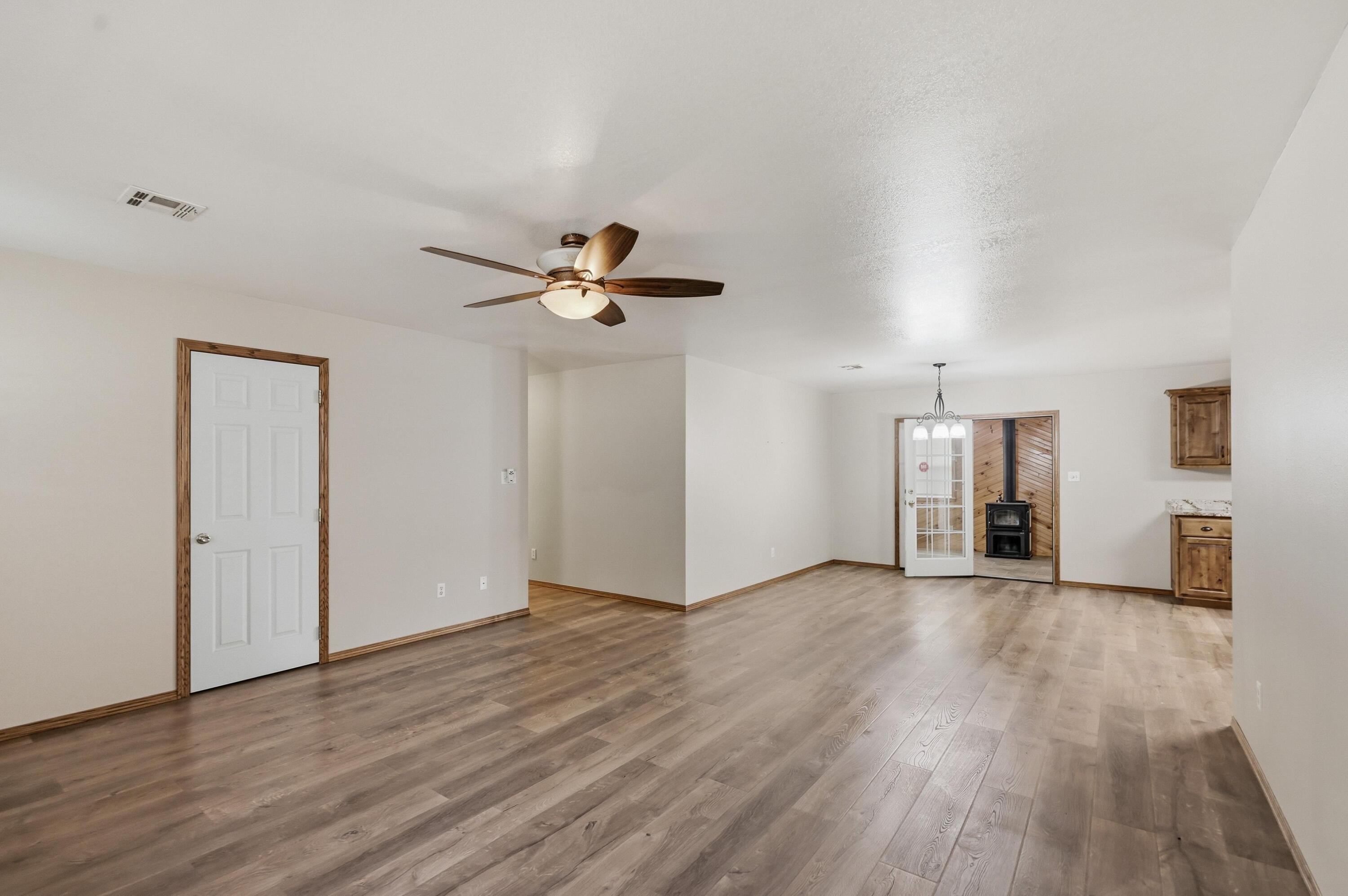 Photo 9 - Residential for sale – 1317  Fox Ridge Lane  Neosho, MO