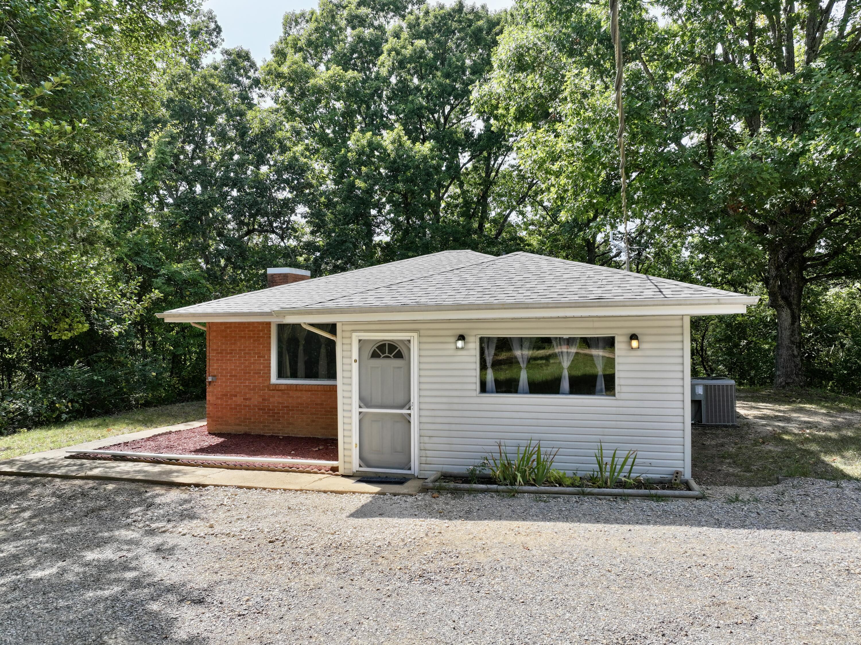 Photo 5 - Residential for sale – 1643  Highway 160   Doniphan, MO