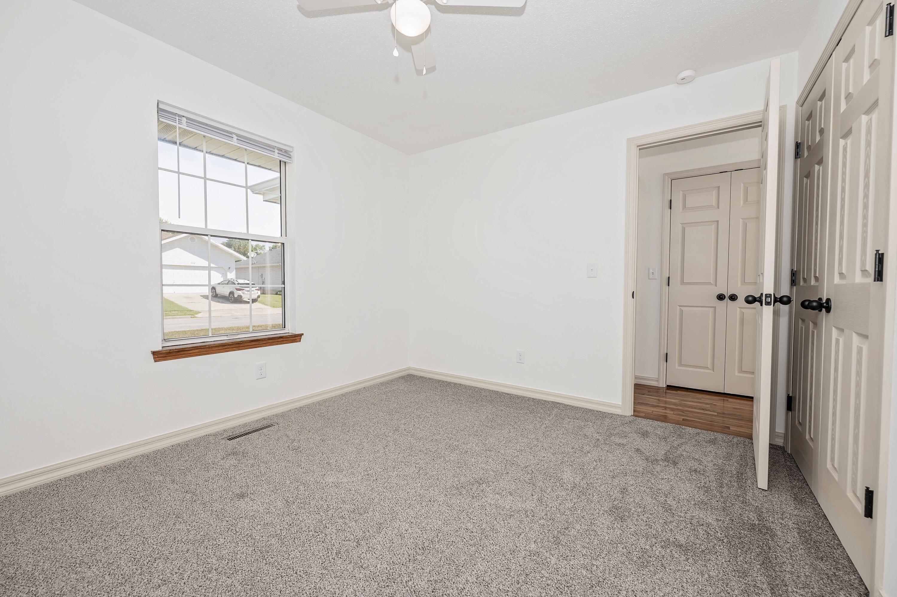 Photo 16 - Residential for sale – 3020 W Melbourne Street  Springfield, MO