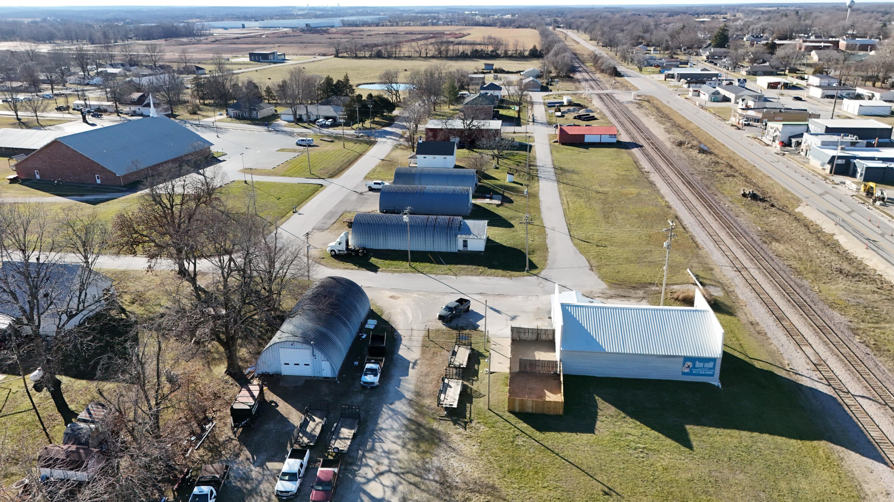 Photo 3 - Commercial Sale for sale – 304  Jefferson Street  Strafford, MO
