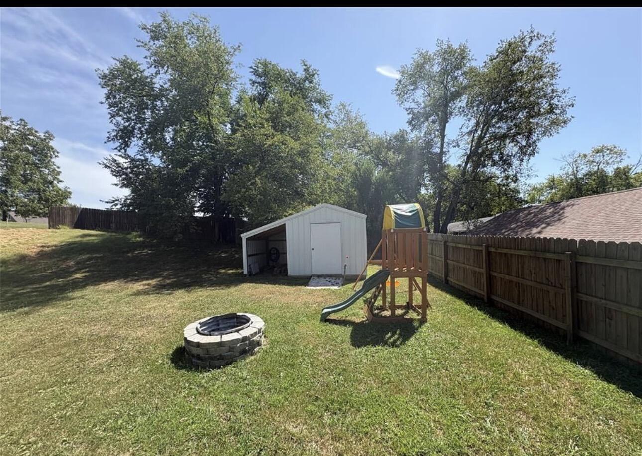 Photo 2 - Residential for sale – 1020  Walnut Street  Cabool, MO
