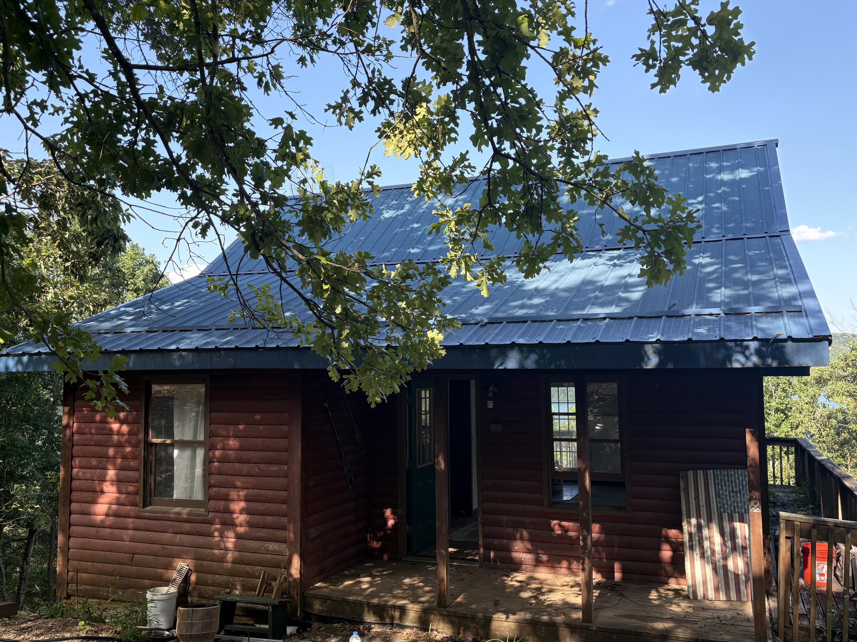 Residential for sale – 224  Scrolling Road  Branson West, MO