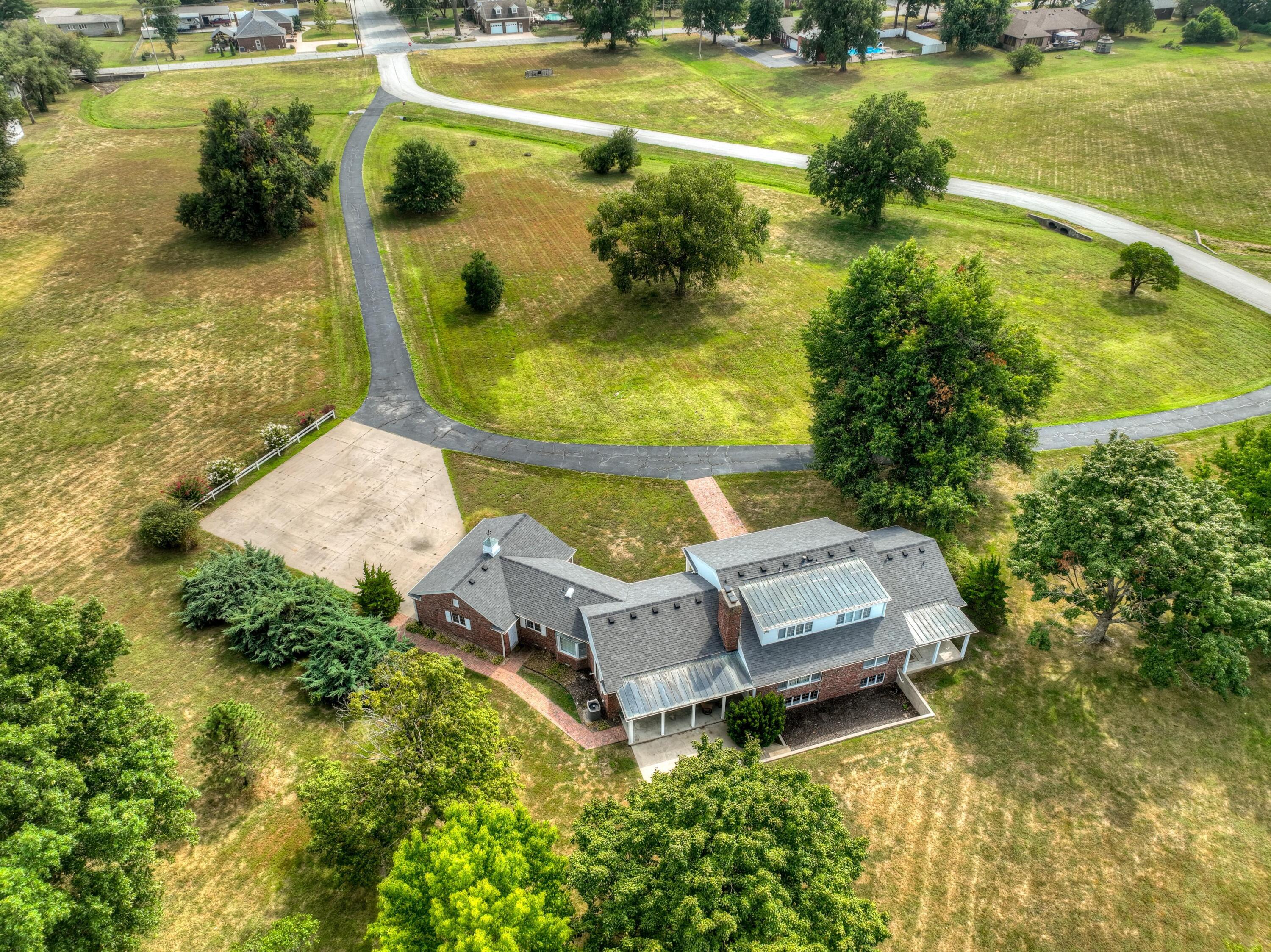Photo 68 - Residential for sale – 202  Gardner Drive  Lamar, MO