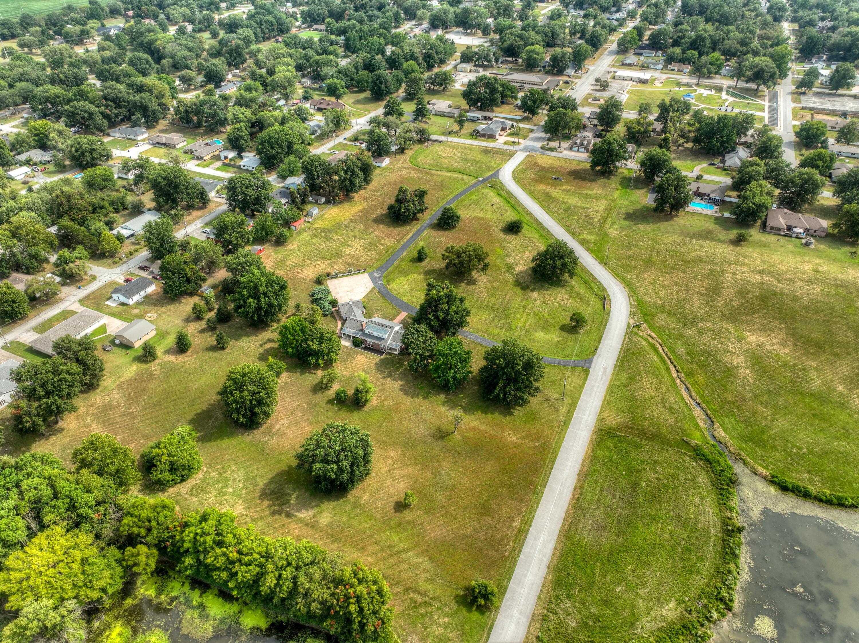 Photo 69 - Residential for sale – 202  Gardner Drive  Lamar, MO