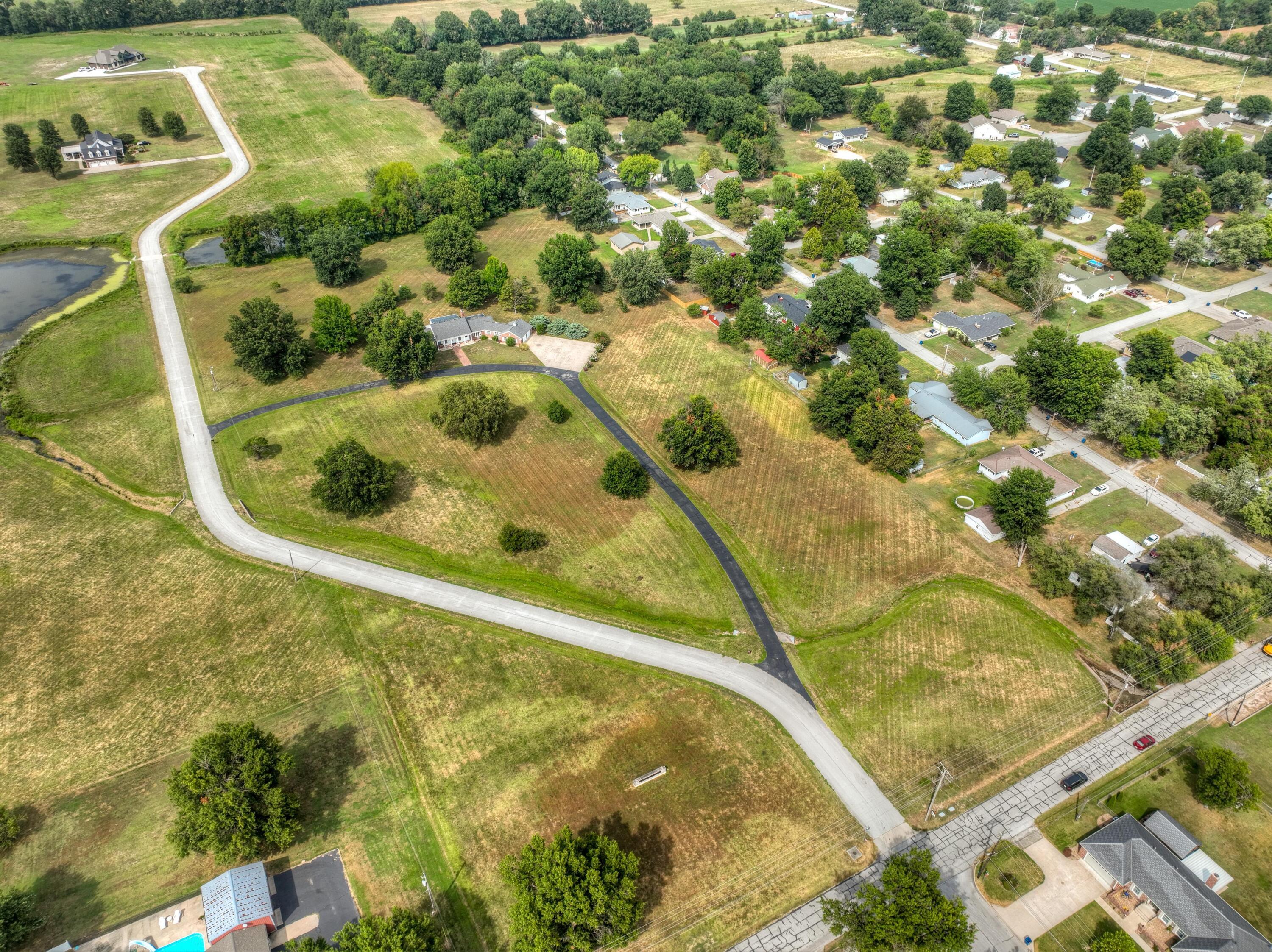 Photo 72 - Residential for sale – 202  Gardner Drive  Lamar, MO