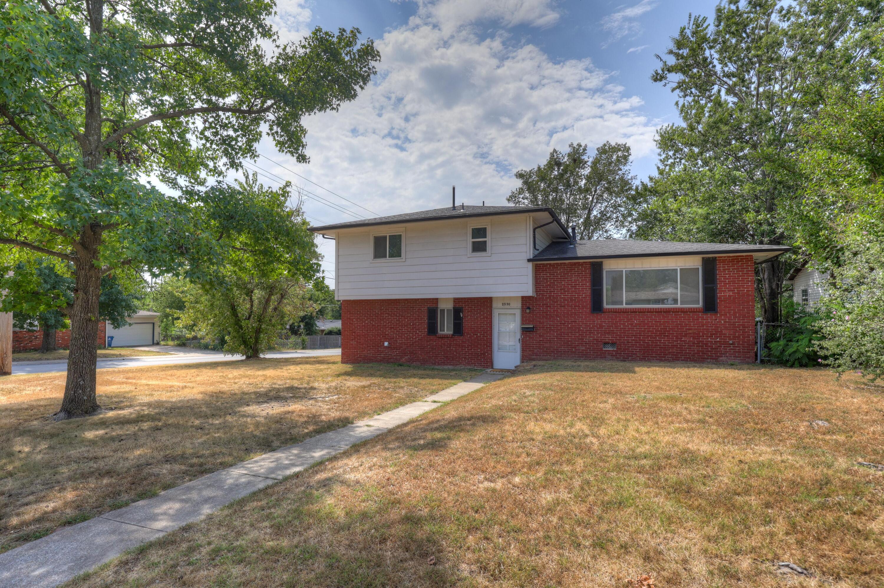 Photo 7 - Residential for sale – 2530  New Hampshire Avenue  Joplin, MO