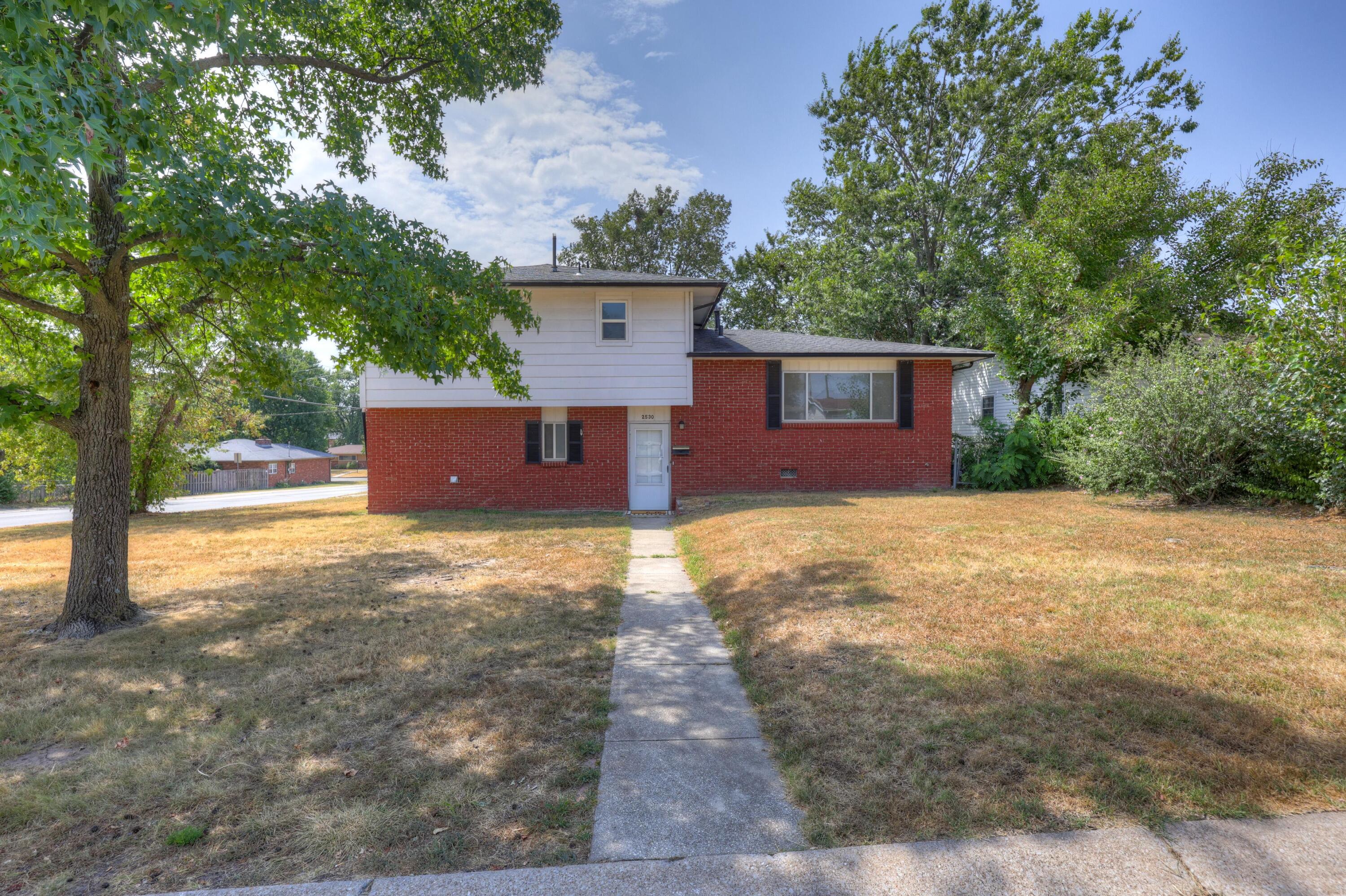 Photo 6 - Residential for sale – 2530  New Hampshire Avenue  Joplin, MO