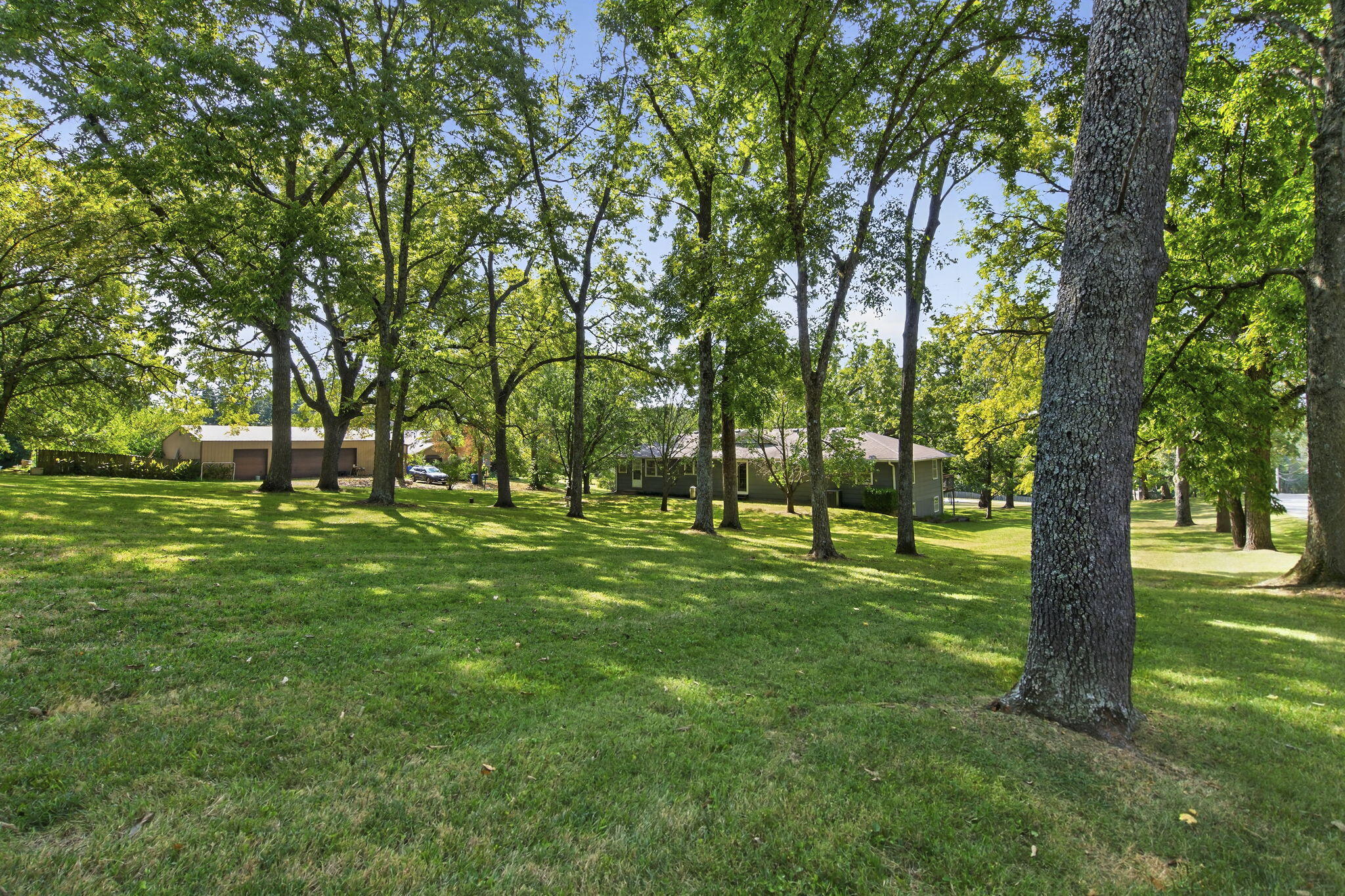 Photo 33 - Residential for sale – 1075 W Farm Road 178   Springfield, MO