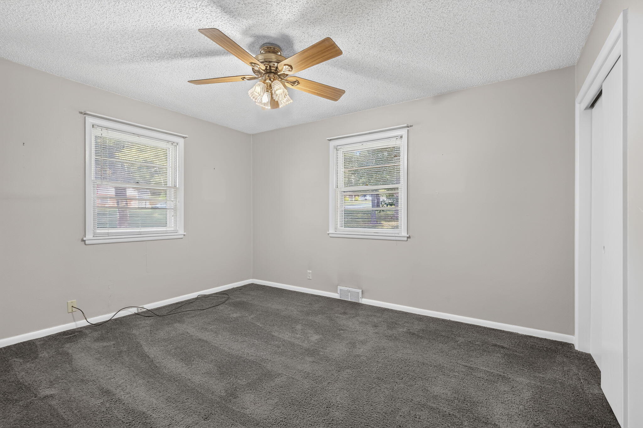 Photo 23 - Residential for sale – 1075 W Farm Road 178   Springfield, MO