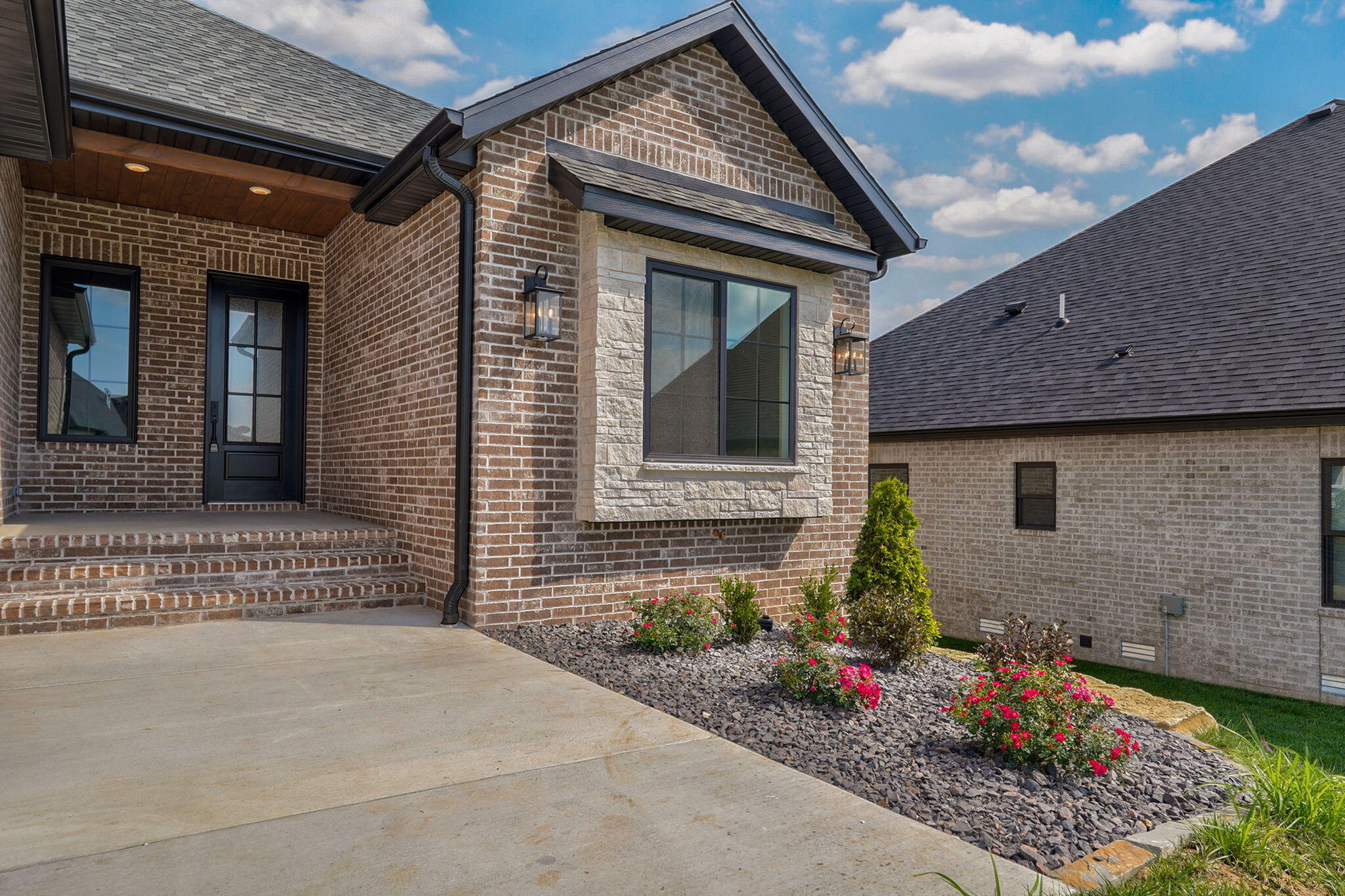 Photo 4 - Residential for sale – 2124 N Sun Valley Drive  Springfield, MO