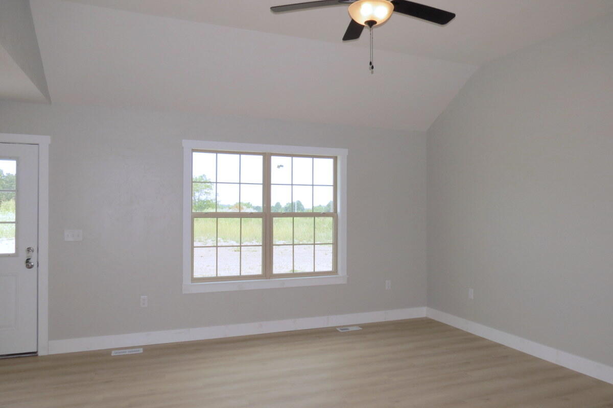 Photo 16 - Residential for sale – 3821 W Riley   Bolivar, MO