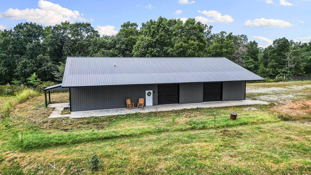 Photo 20 - Residential for sale – 4365  Farm Road 2290   Seligman, MO