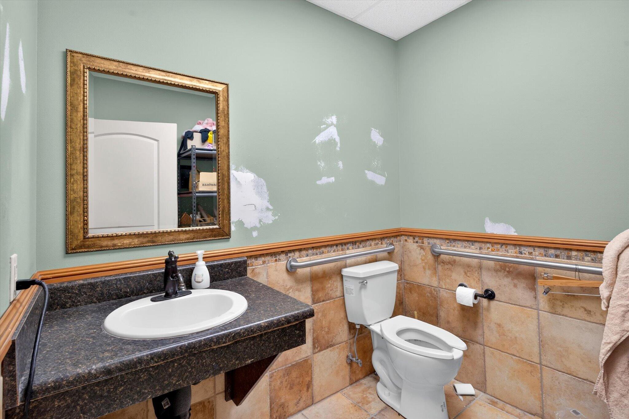 Photo 12 - Commercial Lease for sale – 107  Aldersgate   Nixa, MO