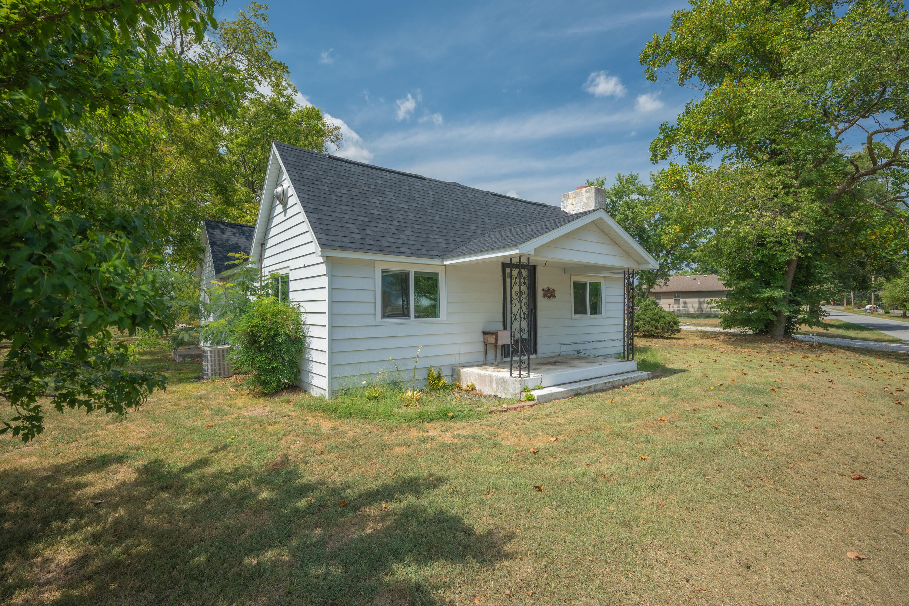 Photo 20 - Residential for sale – 3300  County Farm Road  Cassville, MO