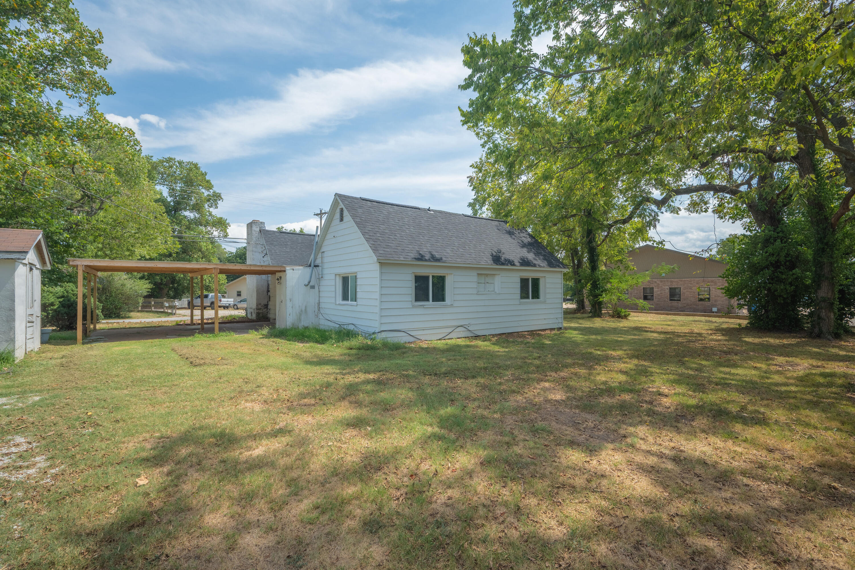 Photo 25 - Residential for sale – 3300  County Farm Road  Cassville, MO