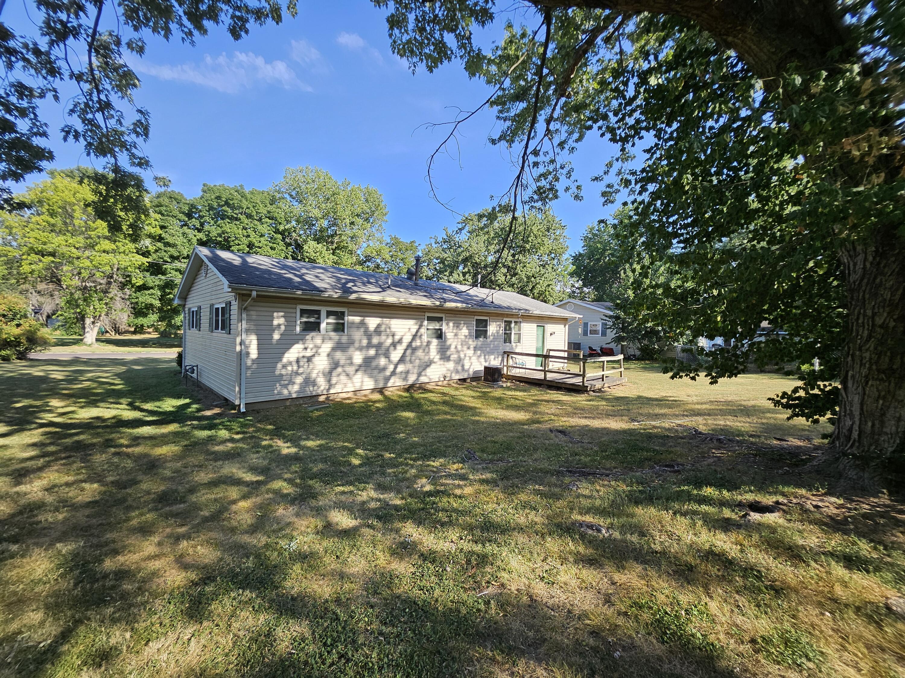 Photo 17 - Residential for sale – 1310  6th Street  Monett, MO