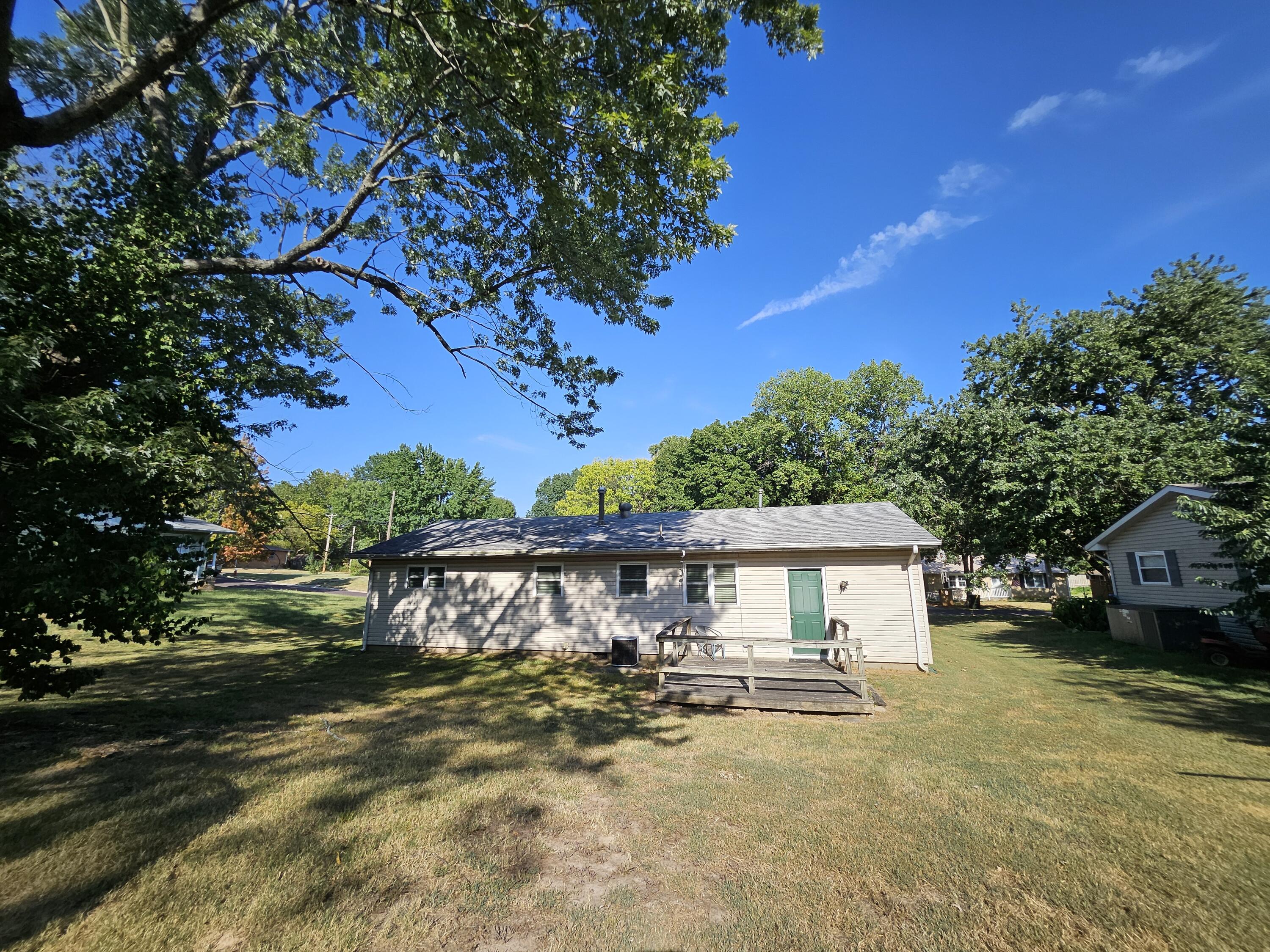 Photo 18 - Residential for sale – 1310  6th Street  Monett, MO