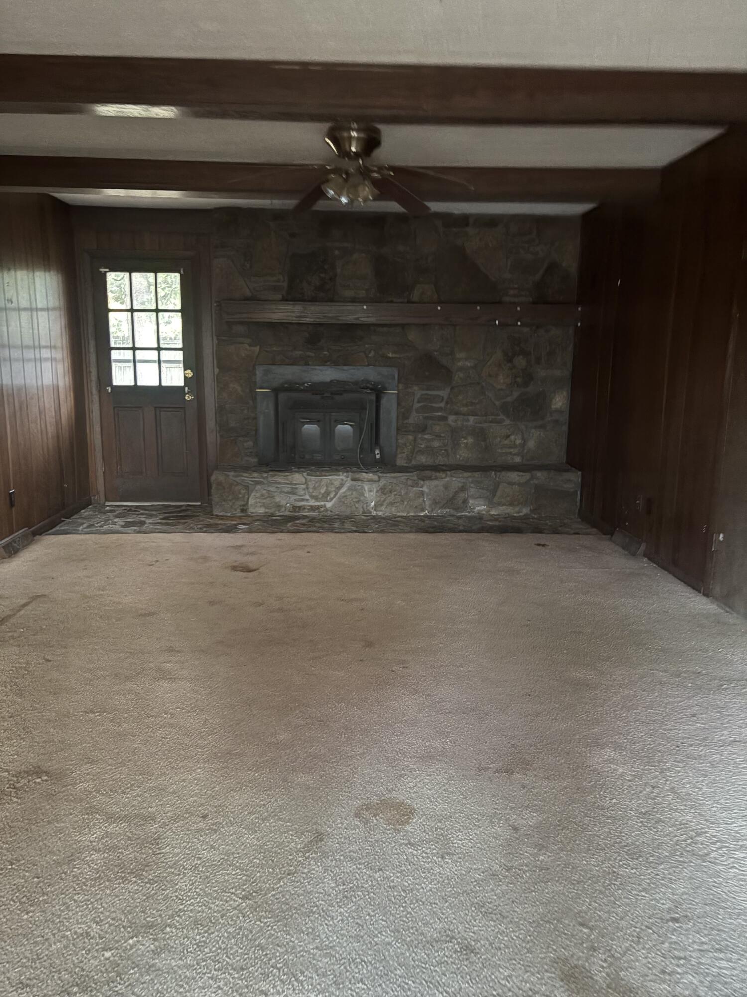 Photo 4 - Residential for sale – 911  Rocketdyne Road  Neosho, MO