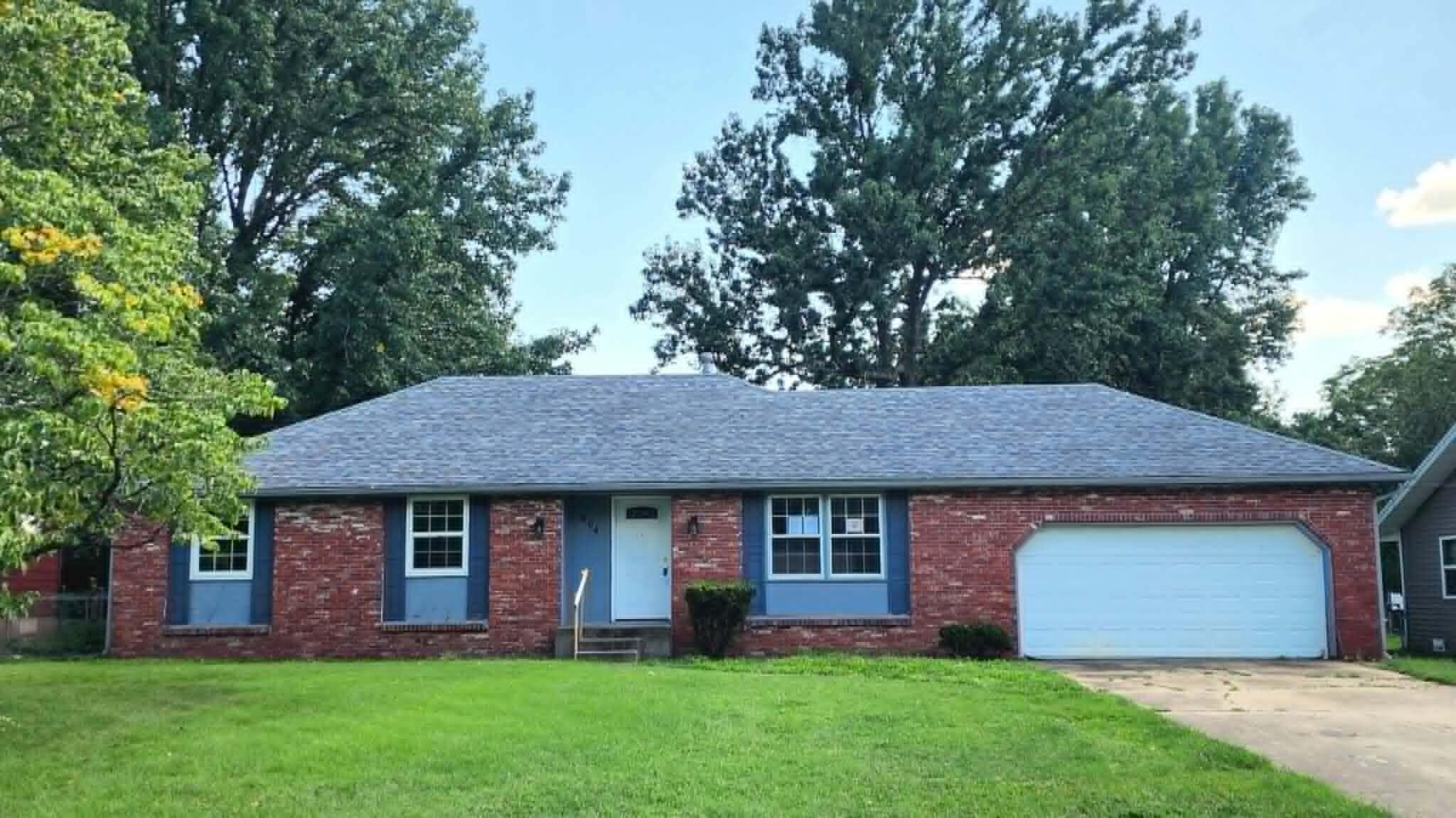 Residential for sale – 904 E Smith Street  Springfield, MO