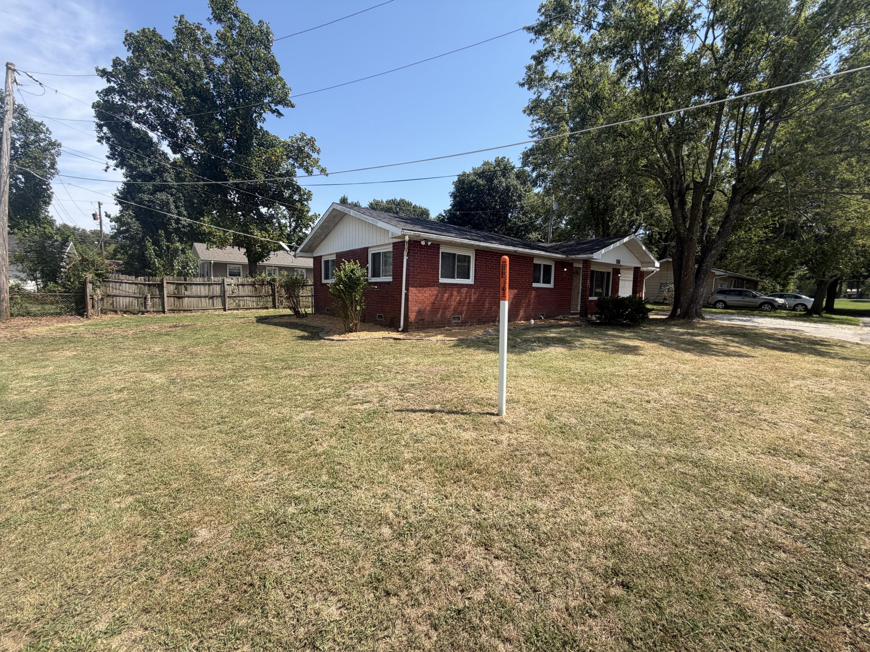 Photo 4 - Residential for sale – 130 N Lafayette Avenue  Republic, MO