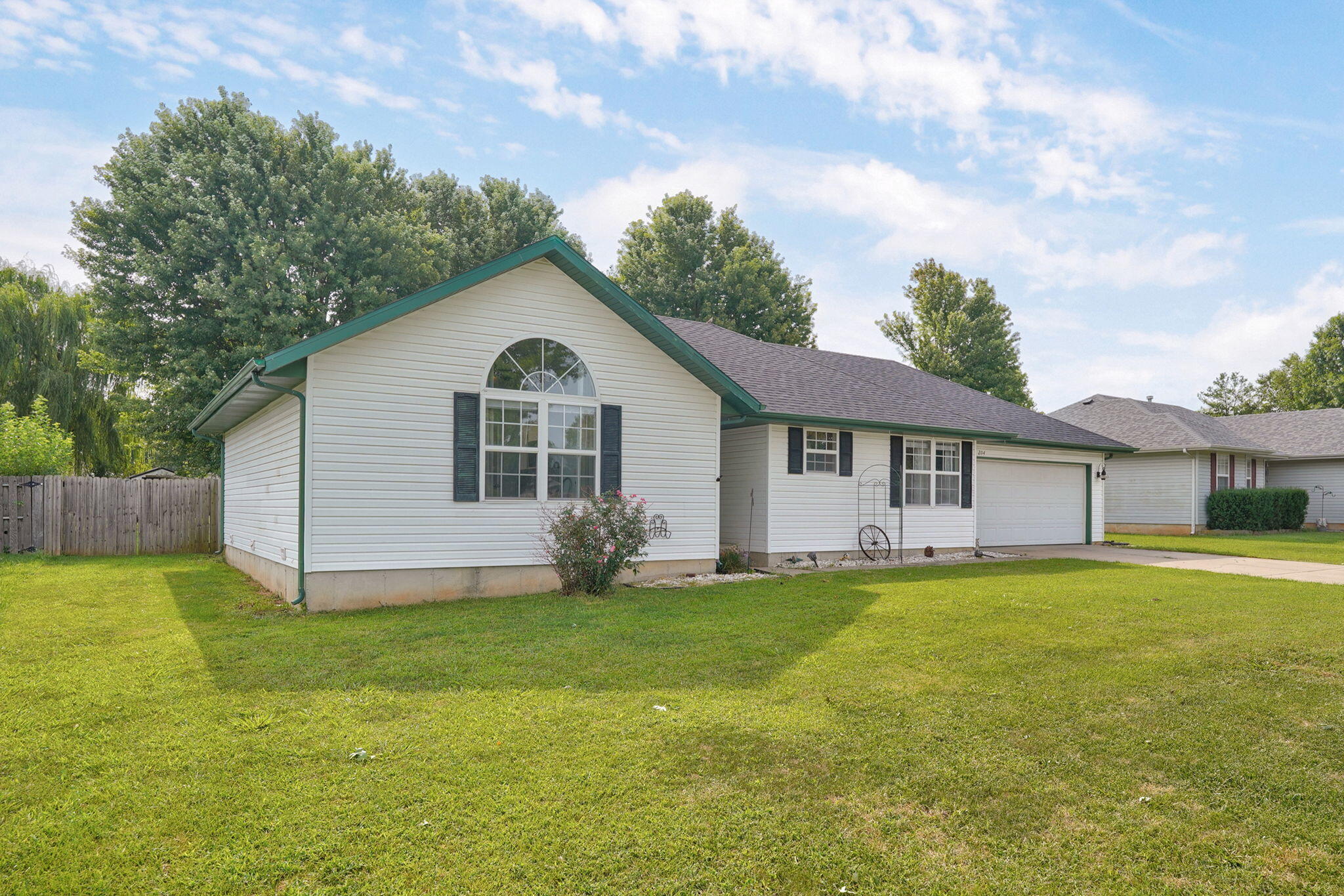 Photo 3 - Residential for sale – 204  Arrowhead Road  Willard, MO