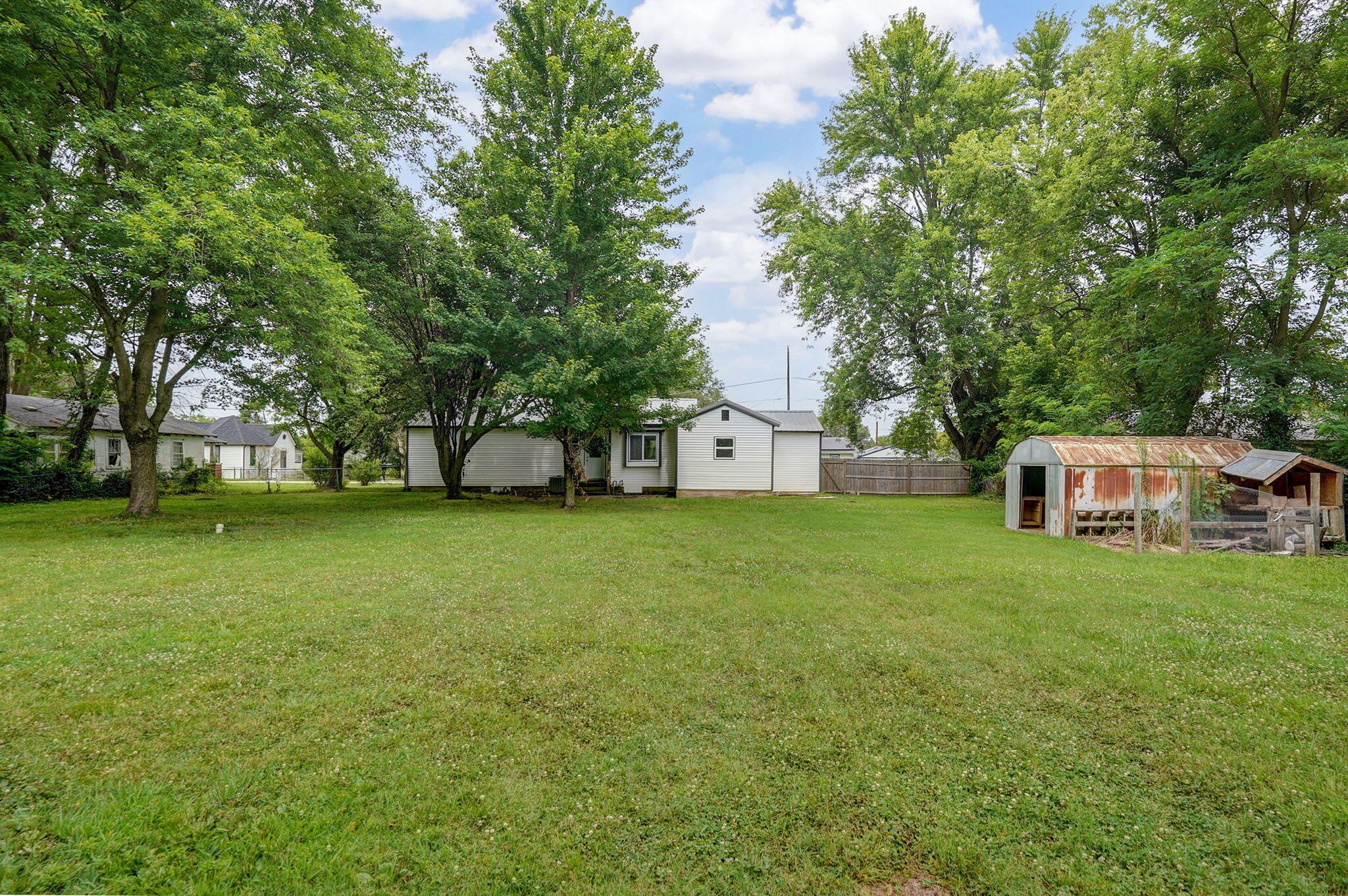Photo 25 - Residential for sale – 12 E Hawthorne Street  Aurora, MO