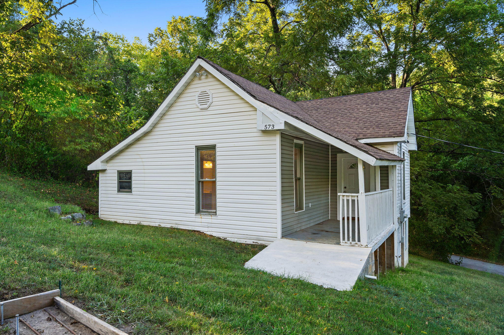Photo 5 - Residential for sale – 573 W State Highway 248   Galena, MO