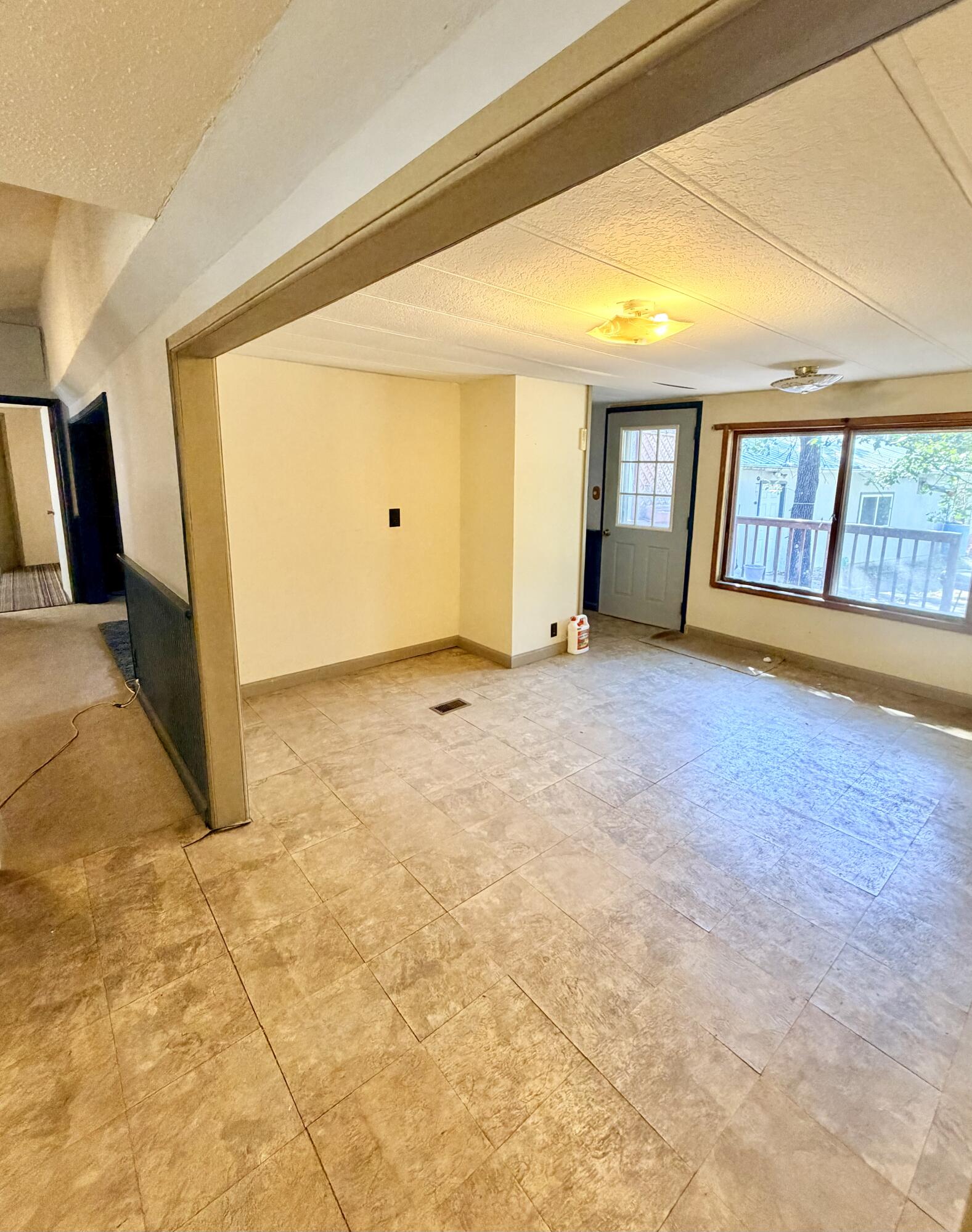 Photo 8 - Residential for sale – 25870  County Road 250   Hermitage, MO