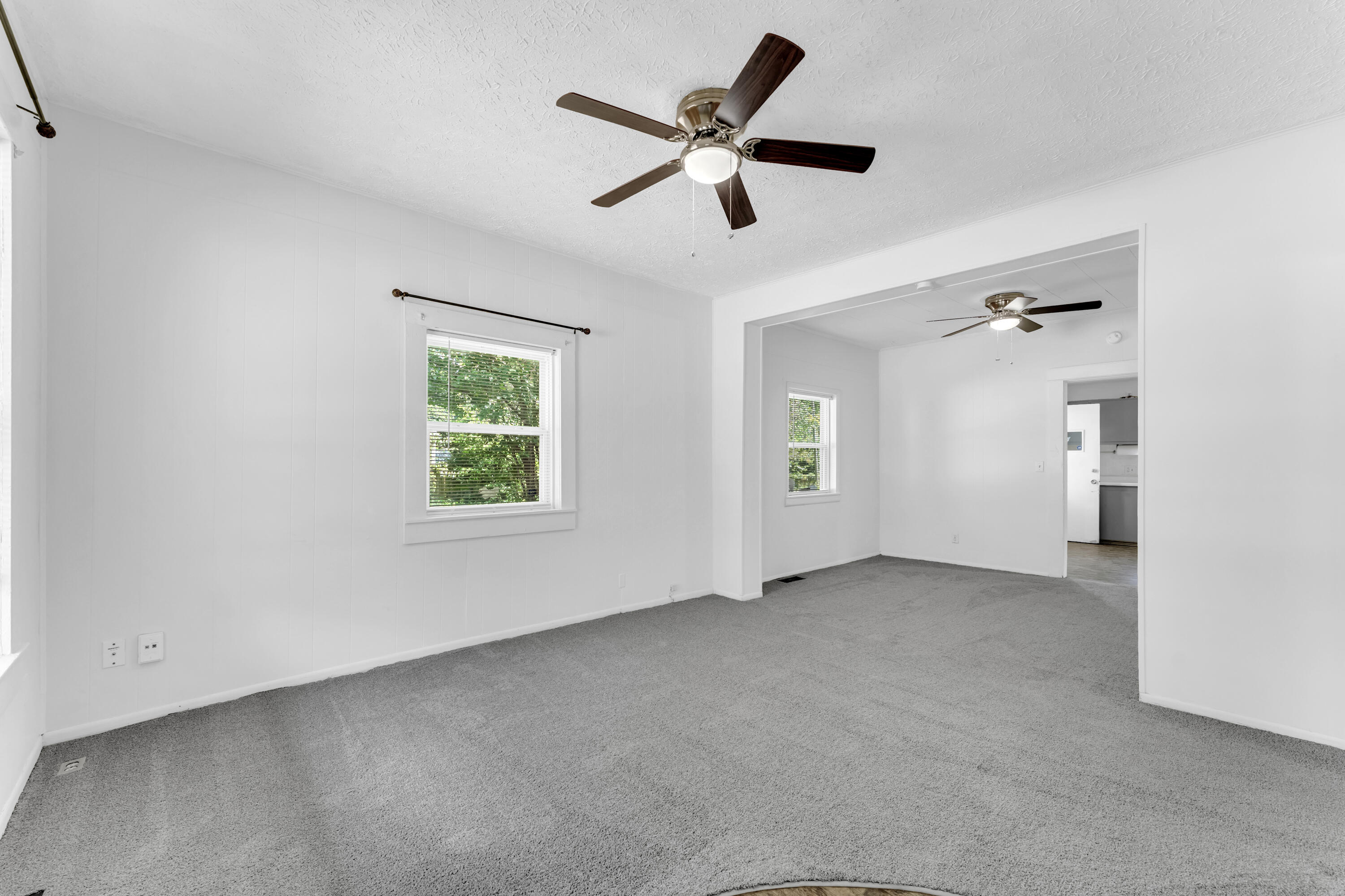 Photo 4 - Residential for sale – 1800 W Atlantic Street  Springfield, MO