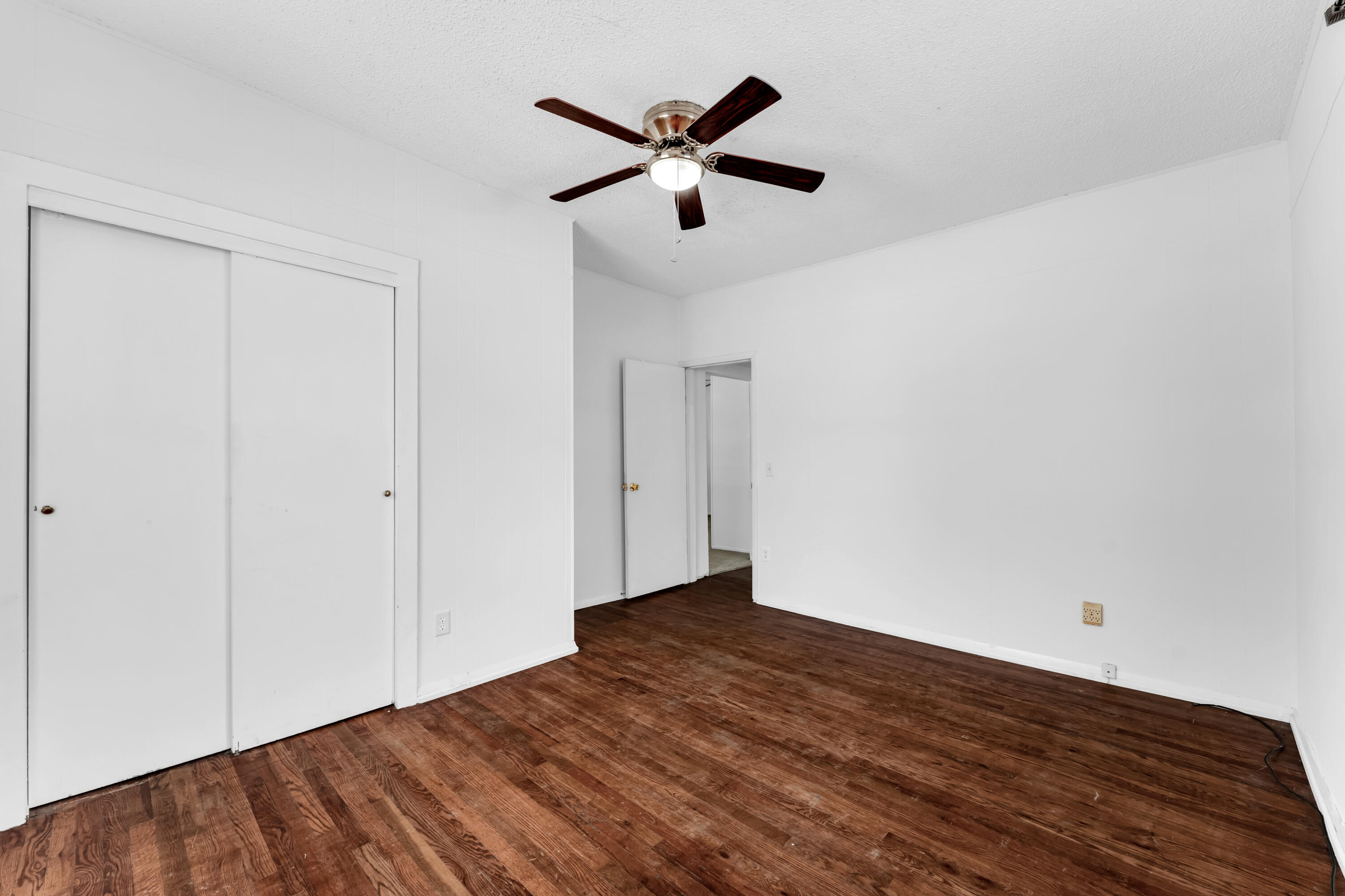 Photo 8 - Residential for sale – 1800 W Atlantic Street  Springfield, MO