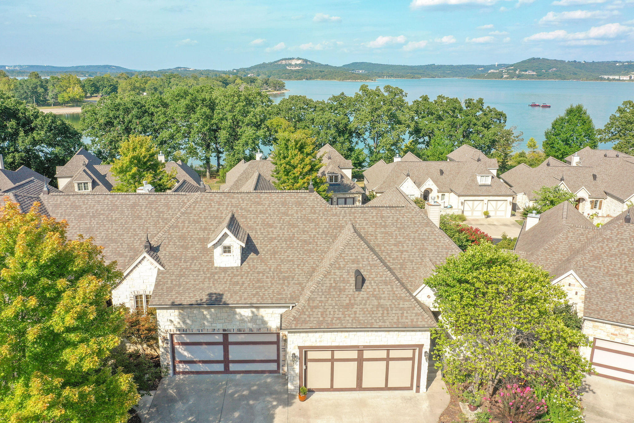 Photo 2 - Residential for sale – 20  Grand Mayne Road  Blue Eye, MO