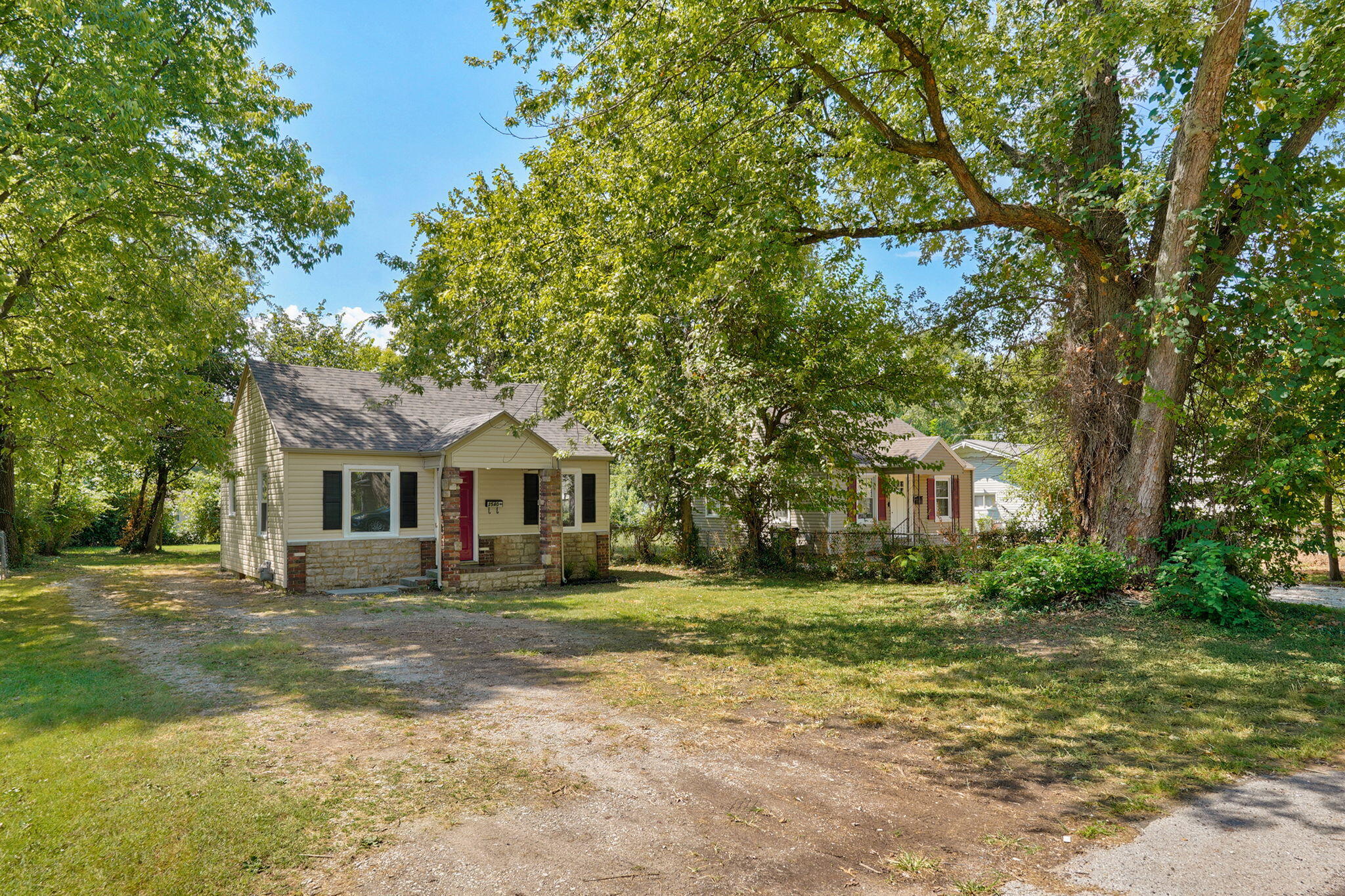 Photo 2 - Residential for sale – 2540 W State Street  Springfield, MO