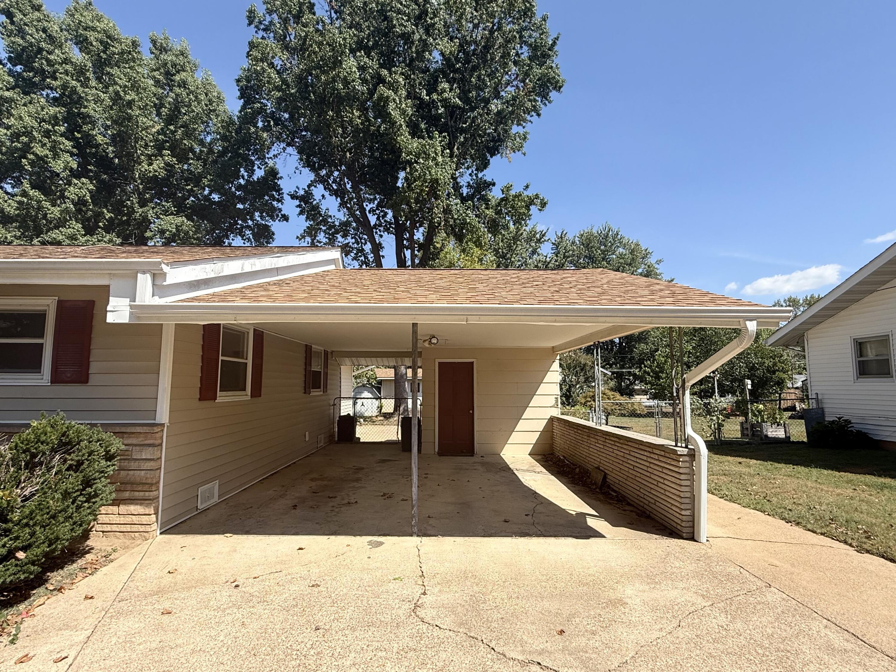 Photo 34 - Residential for sale – 1143  Ozark Street  Houston, MO