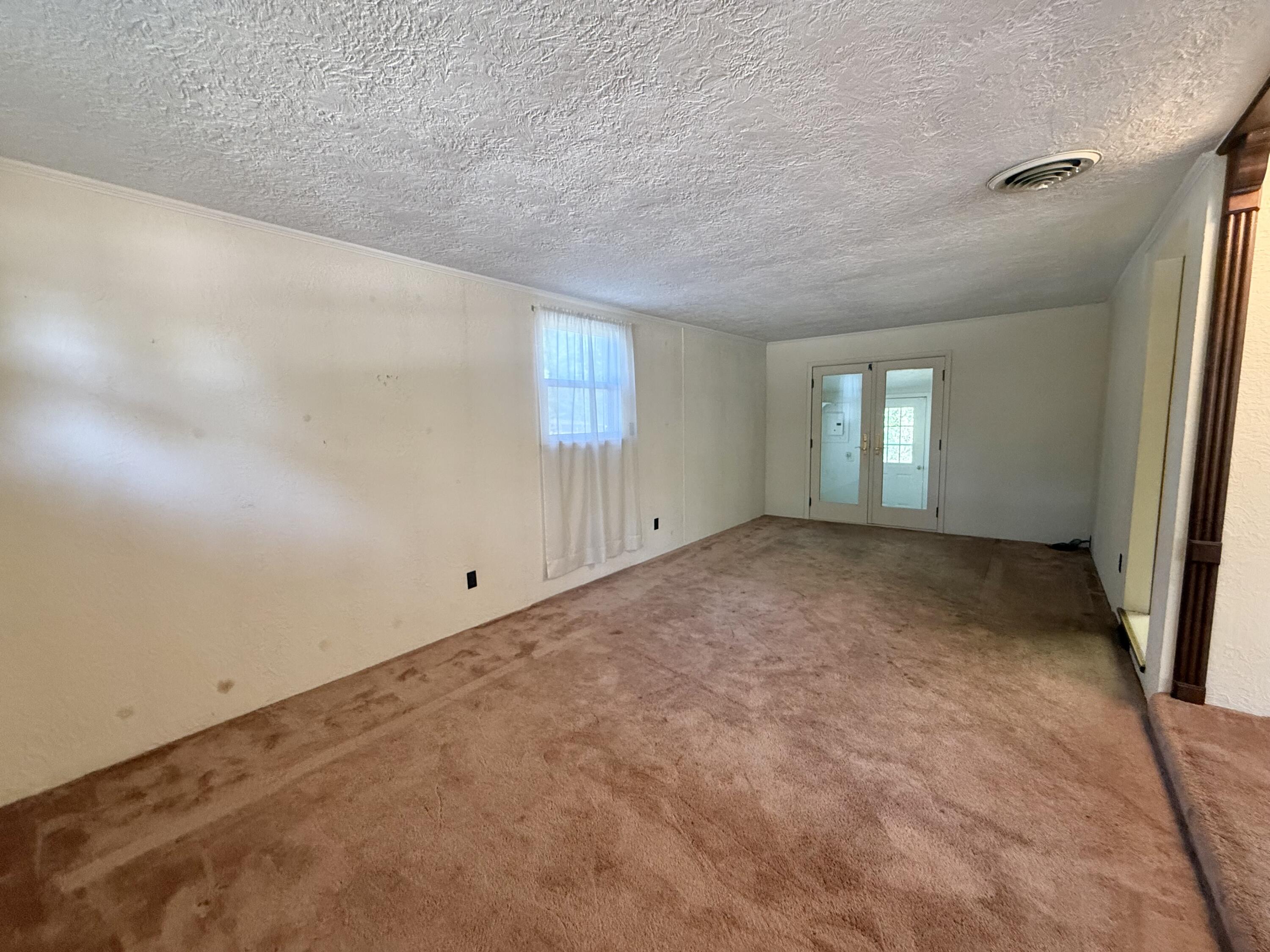 Photo 7 - Residential for sale – 1143  Ozark Street  Houston, MO