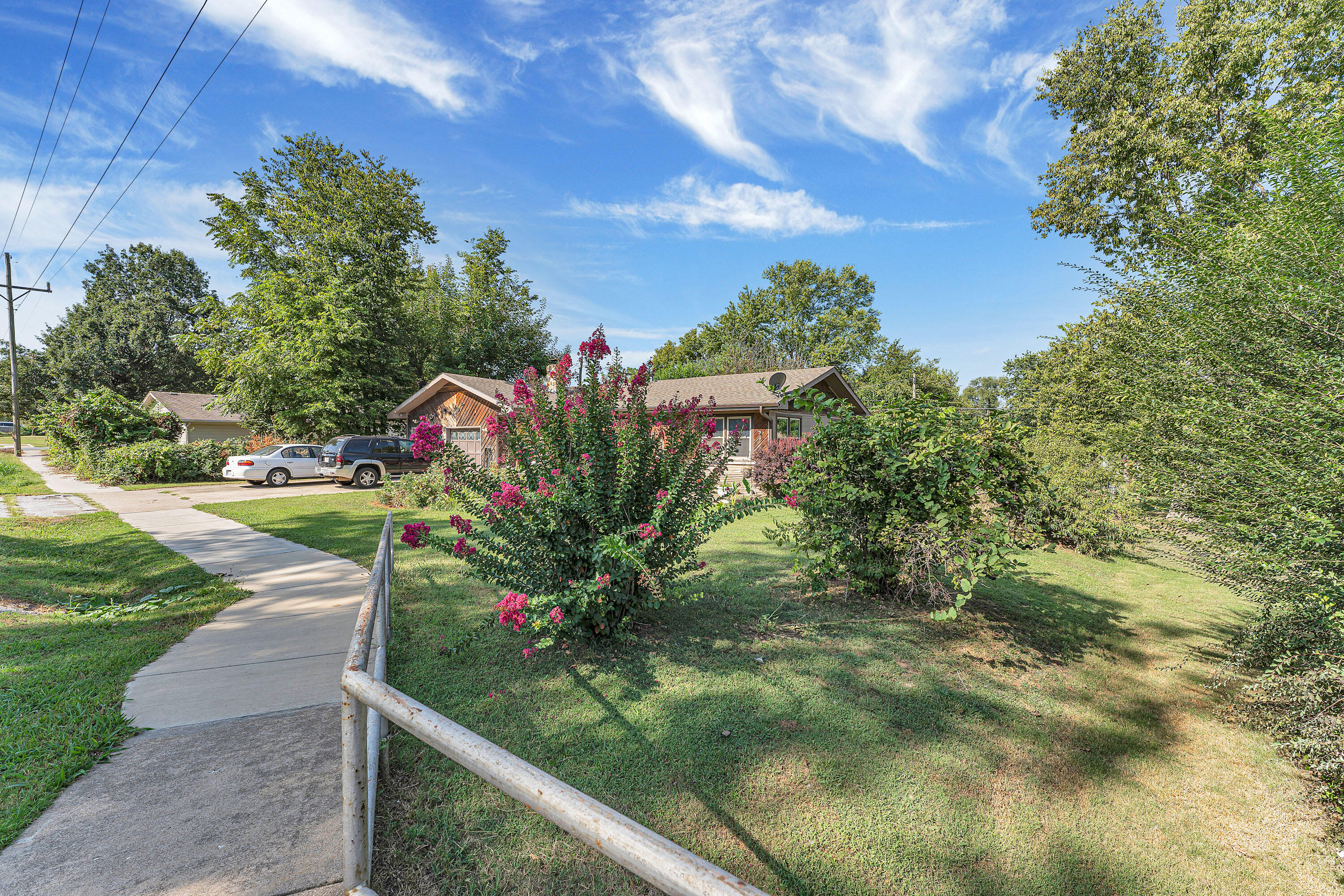 Photo 3 - Residential for sale – 515 S West Avenue  Springfield, MO