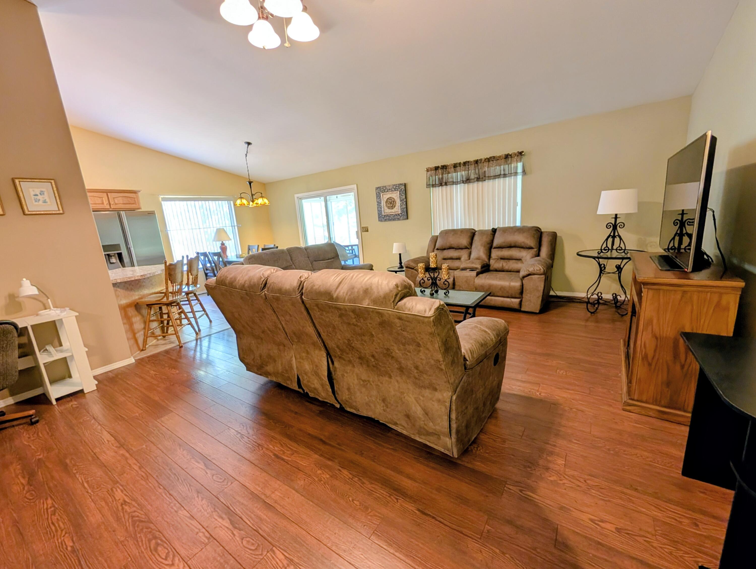 Photo 5 - Residential for sale – 228 N Catamount Boulevard  Branson West, MO