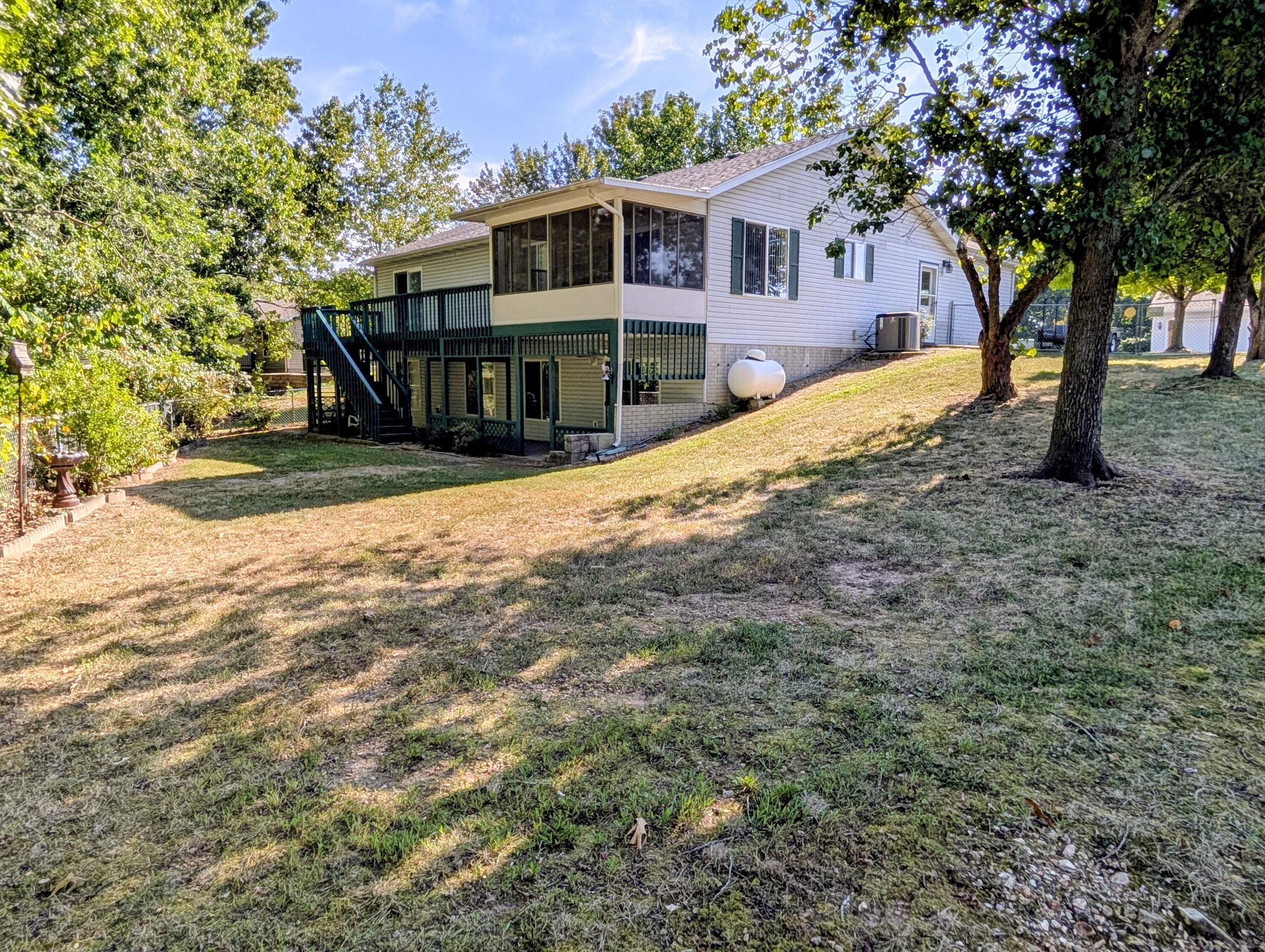 Photo 35 - Residential for sale – 228 N Catamount Boulevard  Branson West, MO
